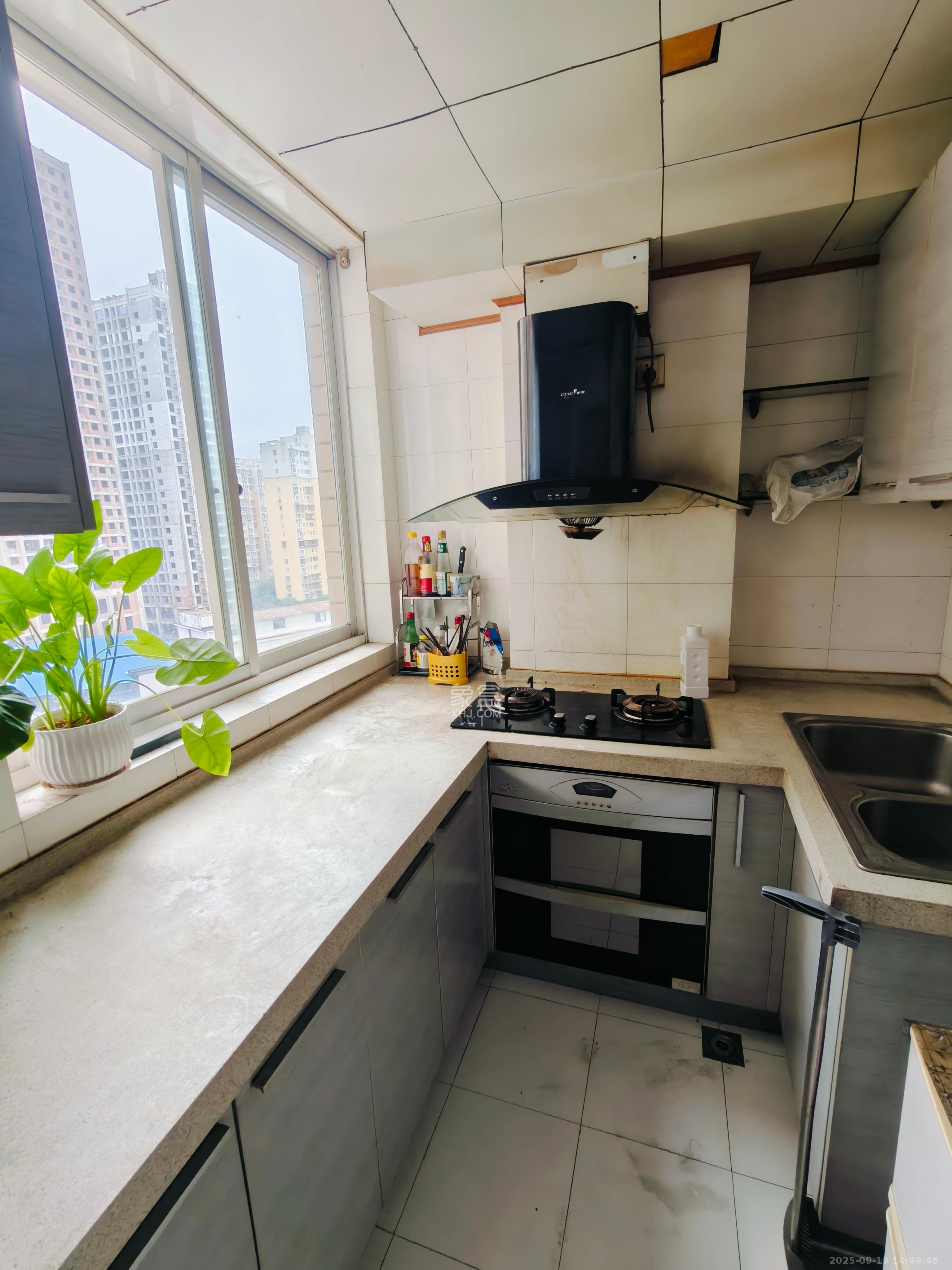 时代先锋 1室0厅0卫 2000.0元/月 时代先锋 1室0厅0卫 2000.0元/月室内图