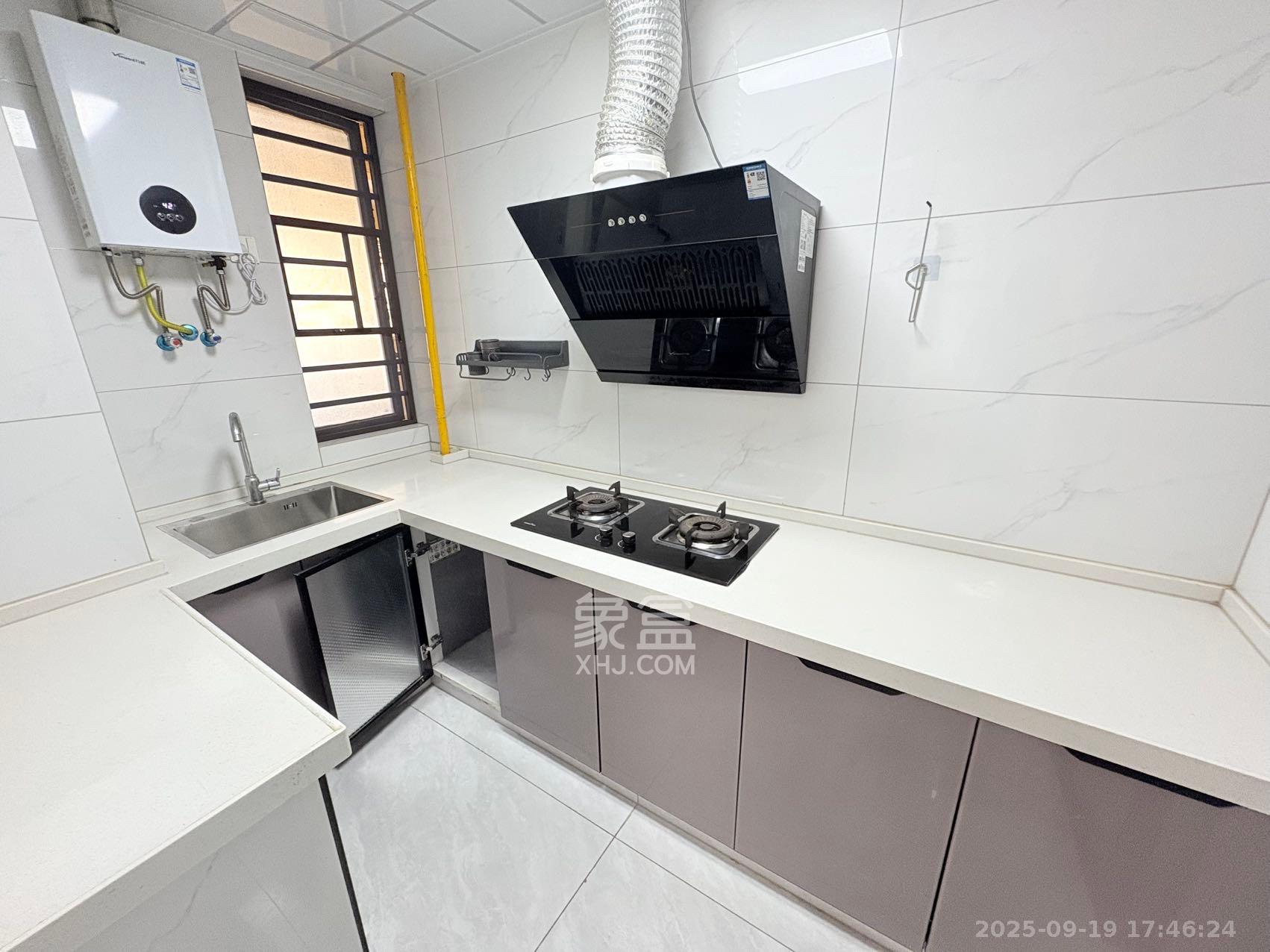 星城春晓  3室1厅1卫    2100.0元/月室内图