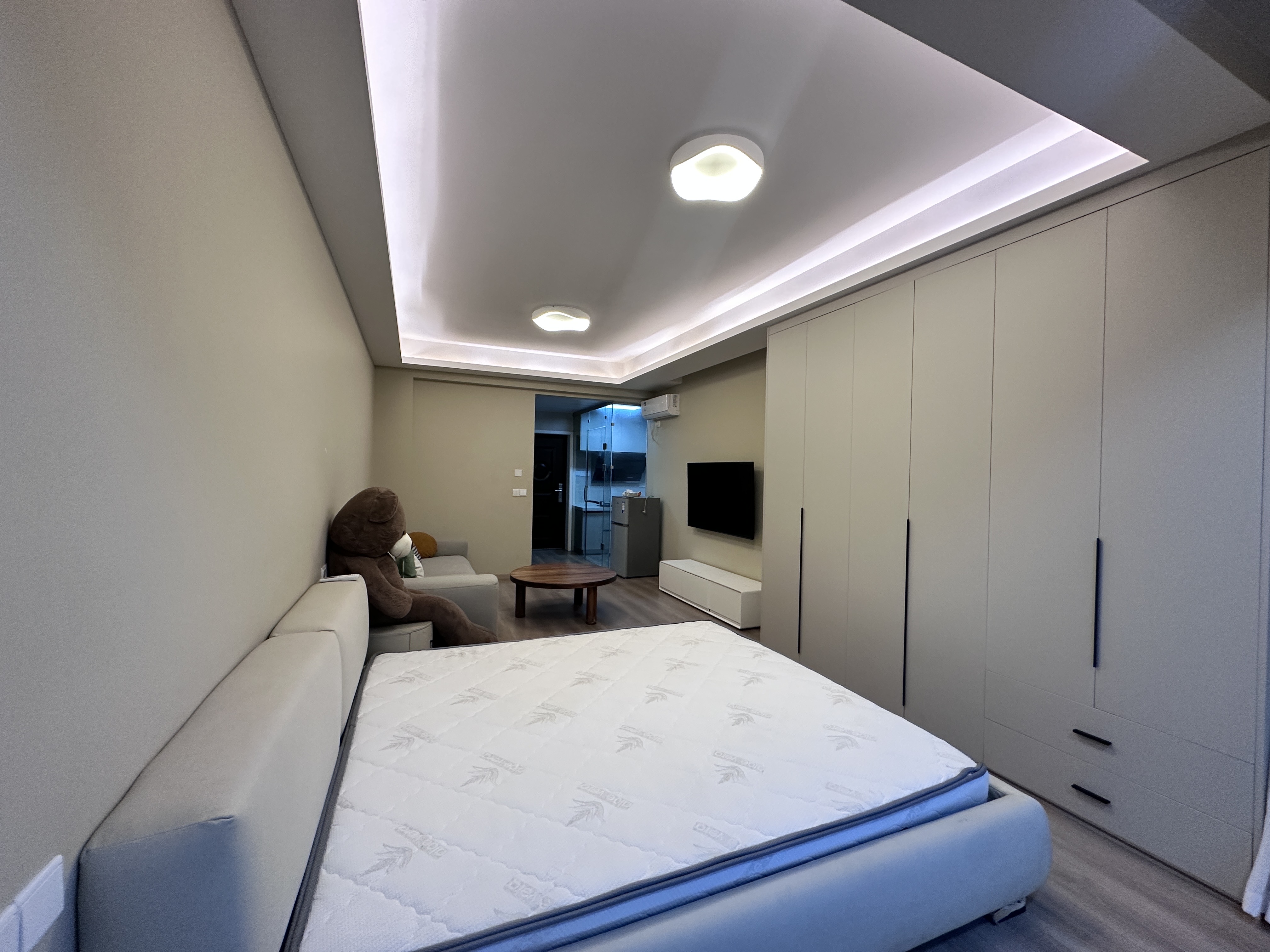 英伦首府金域豪廷 1室1厅1卫 1600.0元/月 英伦首府金域豪廷 1室1厅1卫 1600.0元/月室内图