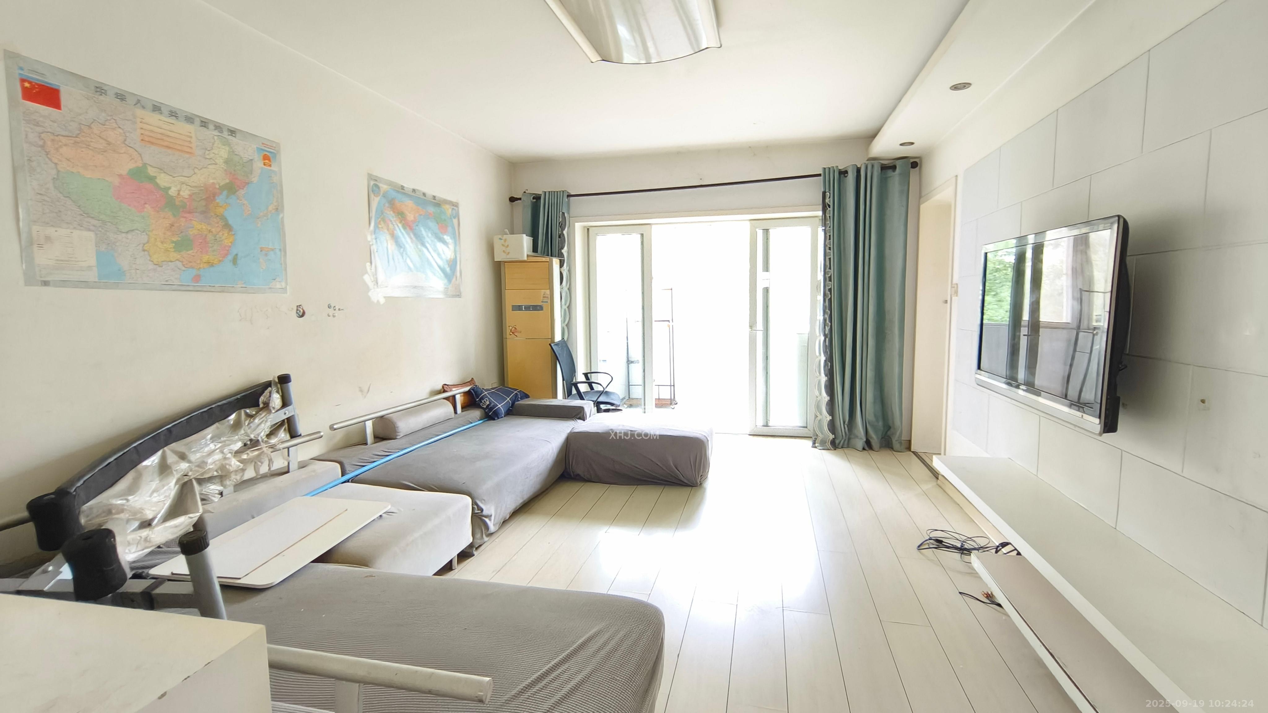 德润园 3室2厅1卫 1800.0元/月 德润园 3室2厅1卫 1800.0元/月室内图