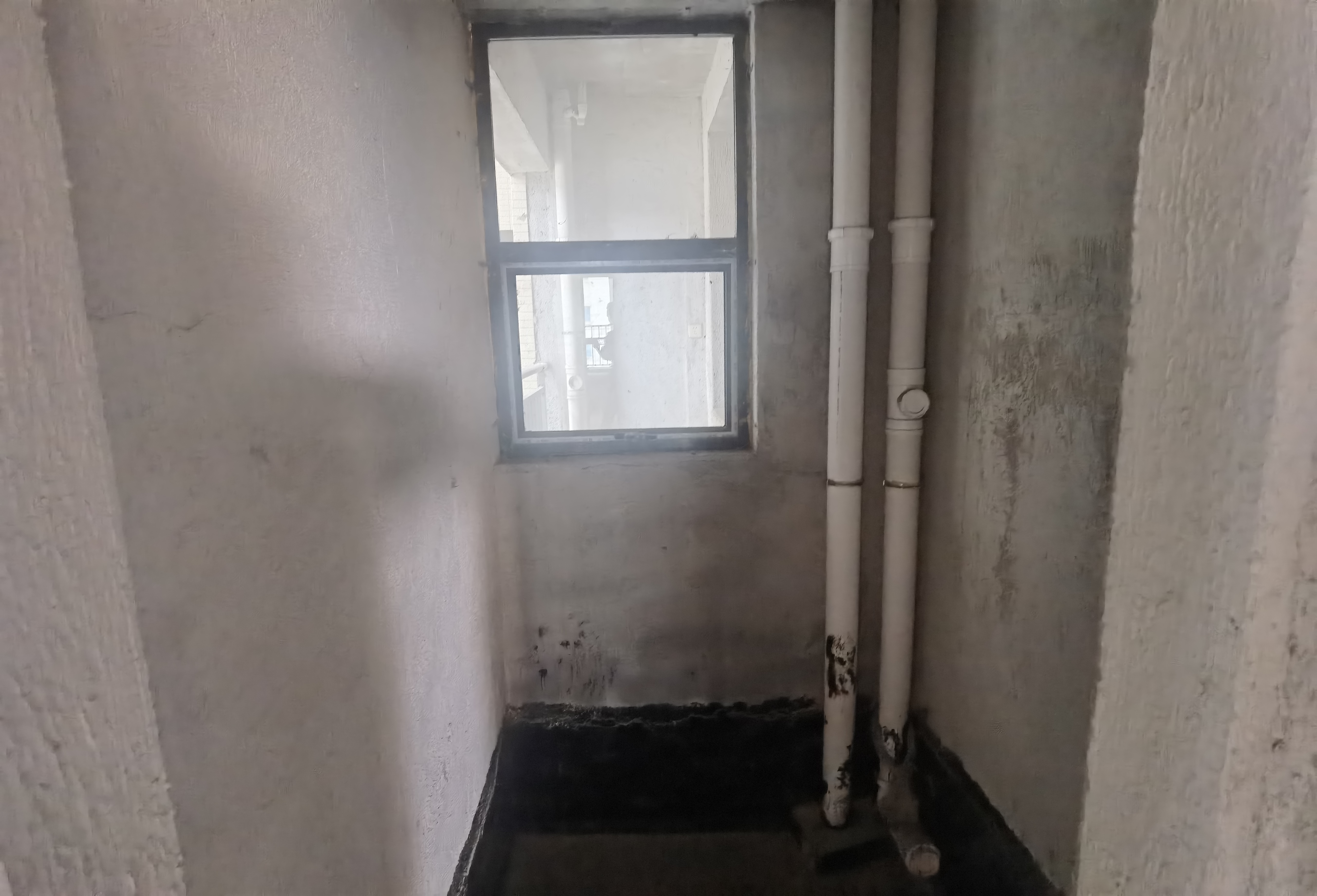 悦江山  3室2厅2卫    46.8万客厅