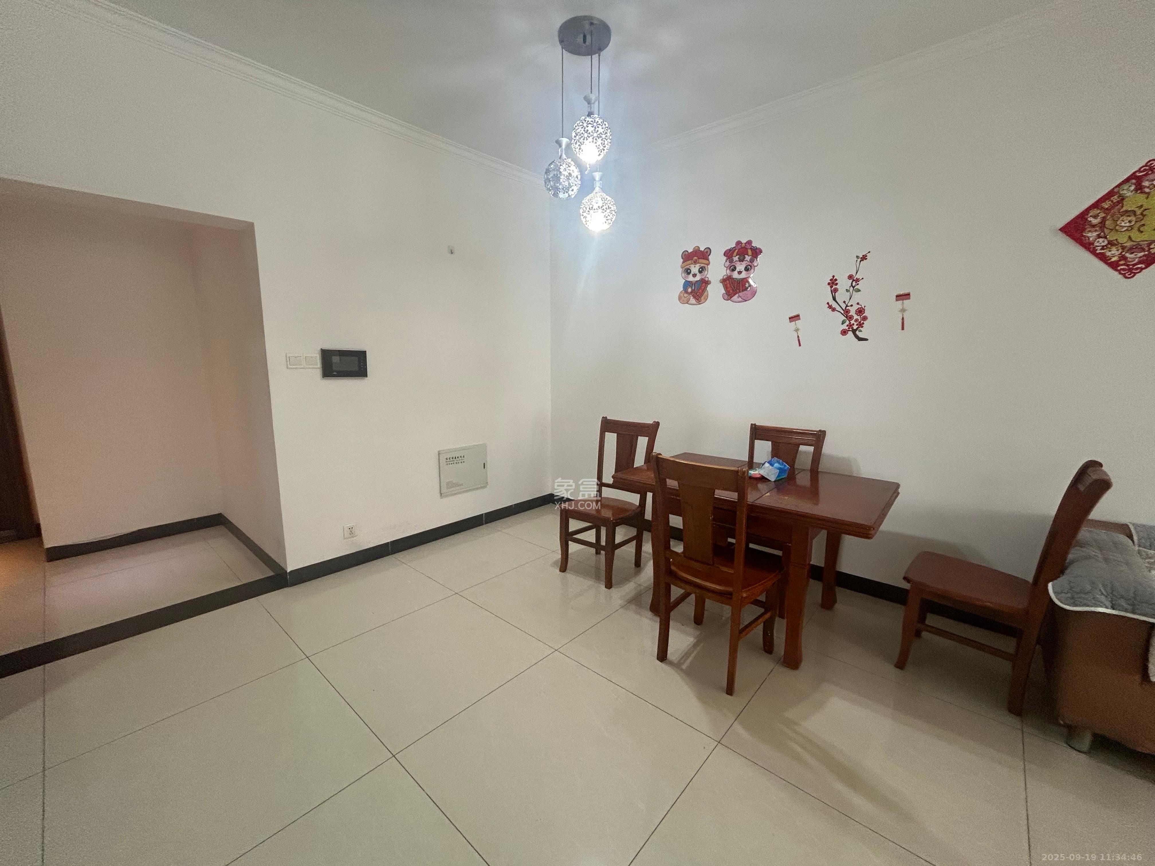 兴威帕克水岸 3室2厅1卫 2000.0元/月 兴威帕克水岸 3室2厅1卫 2000.0元/月室内图