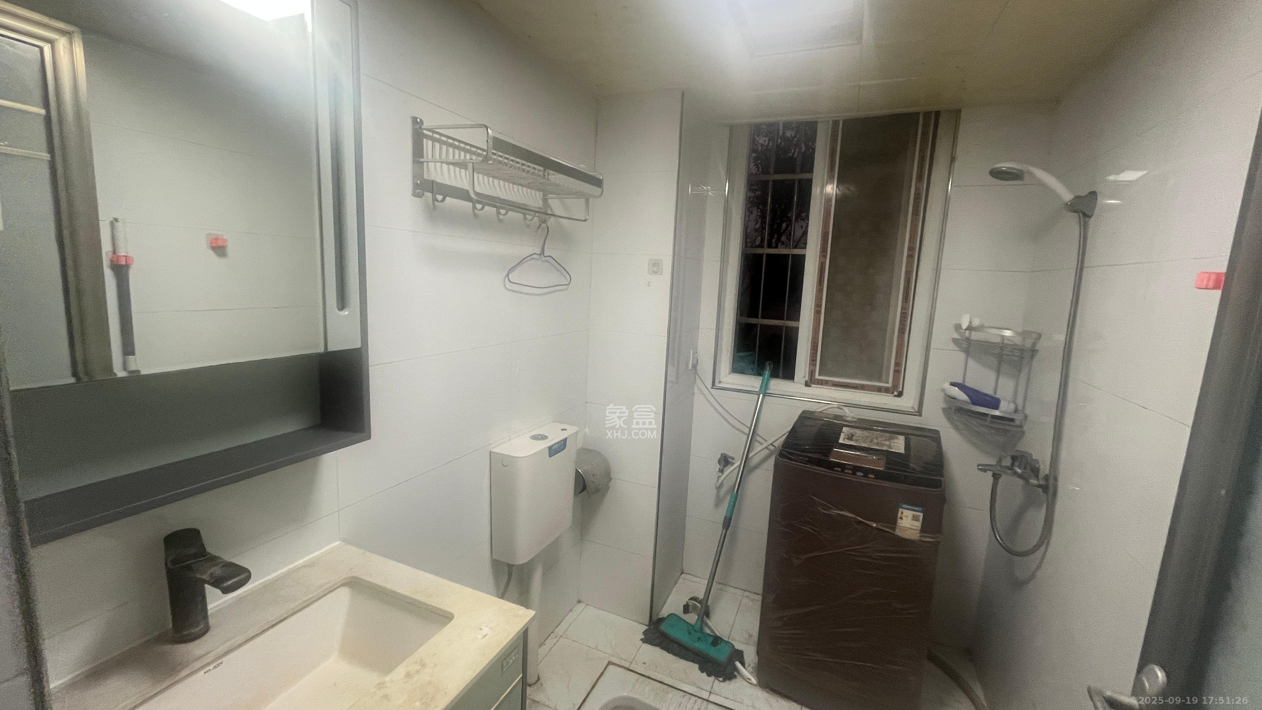 和康园小区 2室1厅1卫 1850.0元/月 和康园小区 2室1厅1卫 1850.0元/月室内图