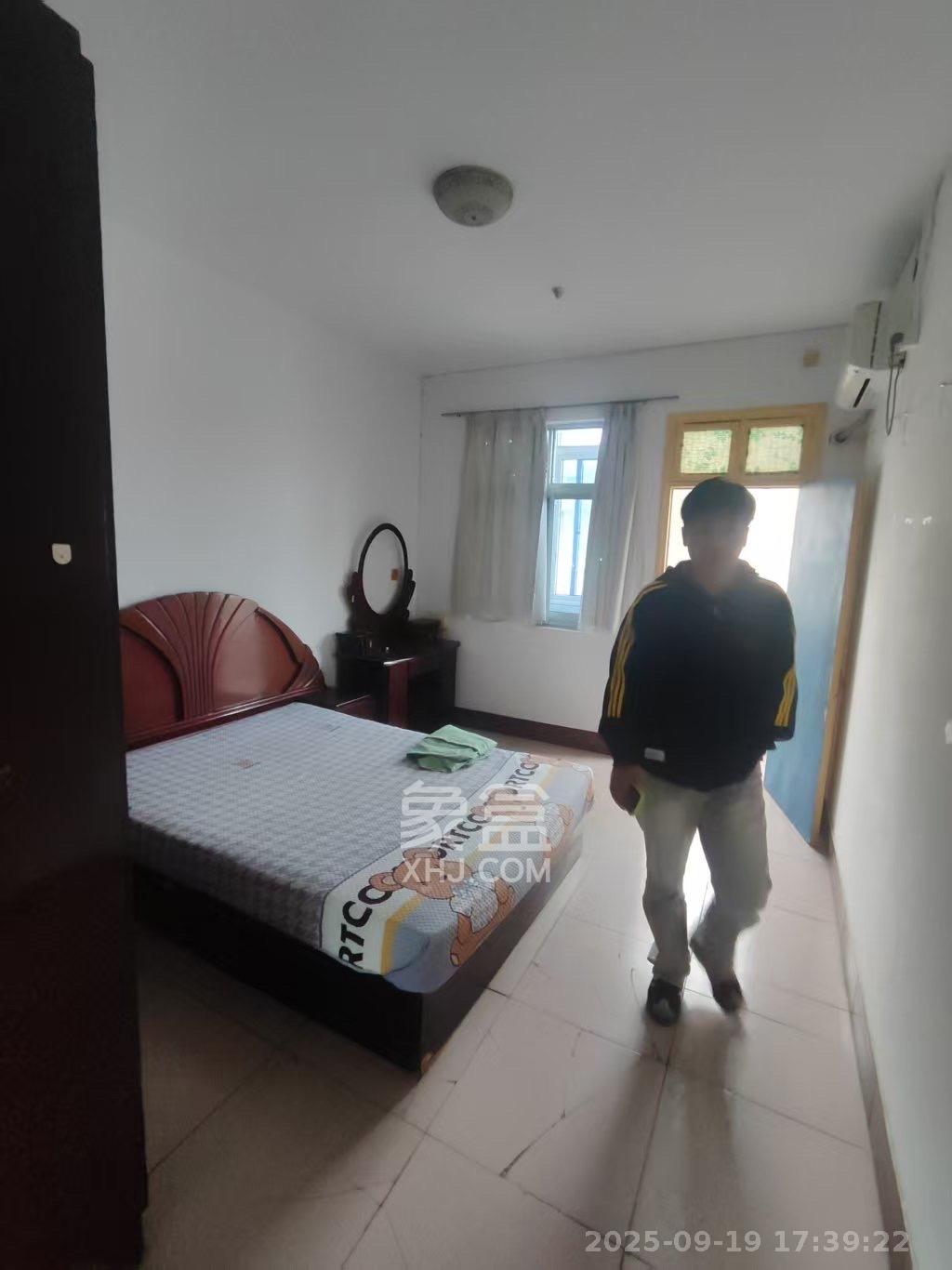 航天大院  2室1厅0卫    1400.0元/月室内图