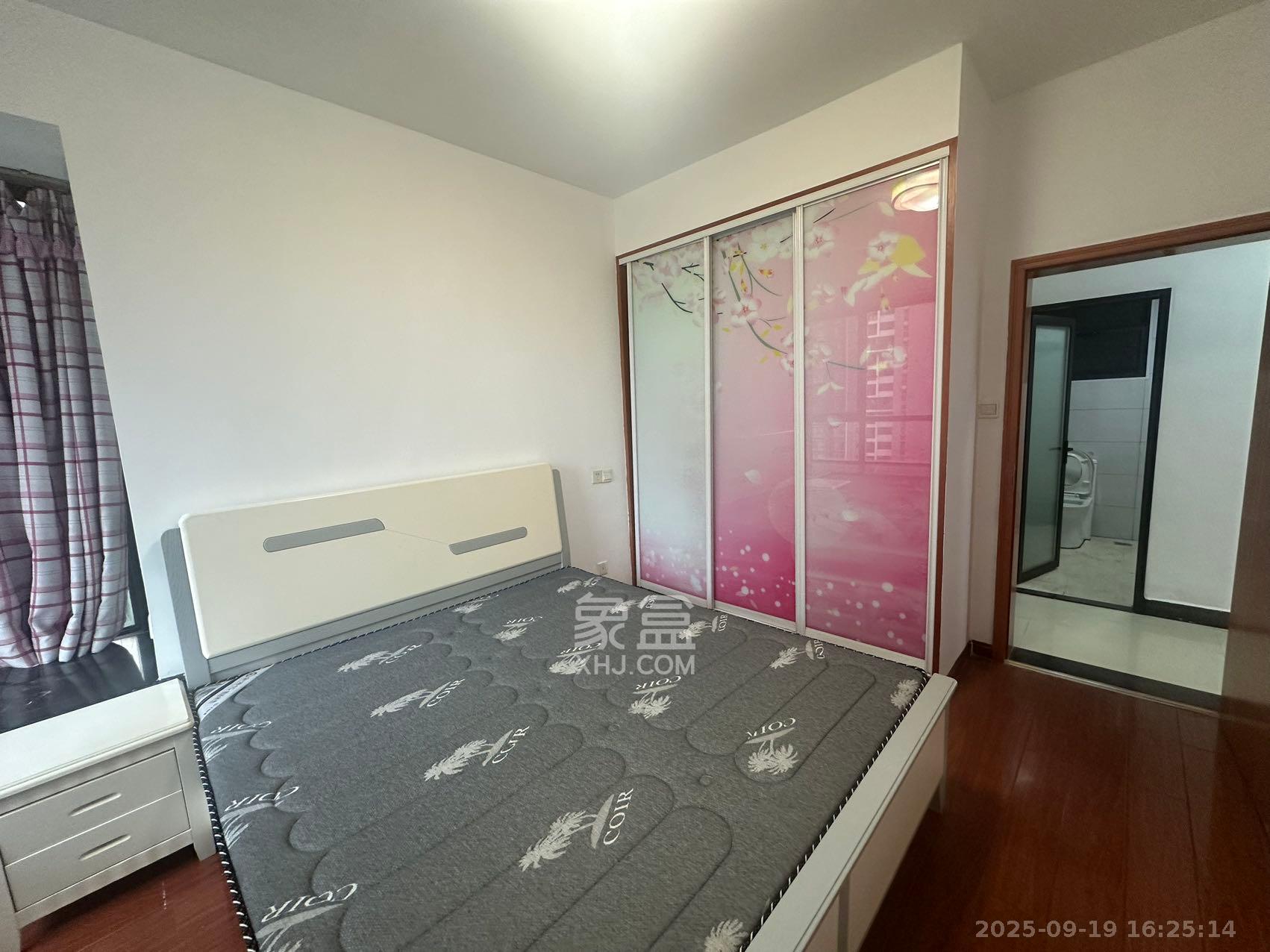 湘江世纪城达江苑  3室2厅1卫    2000.0元/月室内图