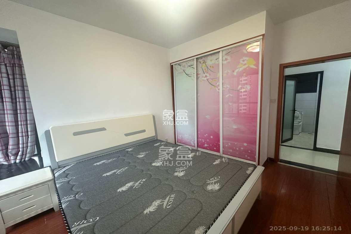 湘江世纪城达江苑 3室2厅1卫 2000.0元/月 湘江世纪城达江苑 3室2厅1卫 2000.0元/月室内图