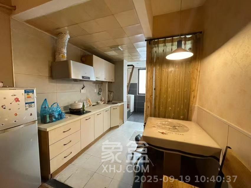 印象天心 1室1厅1卫 1700.0元/月 印象天心 1室1厅1卫 1700.0元/月室内图