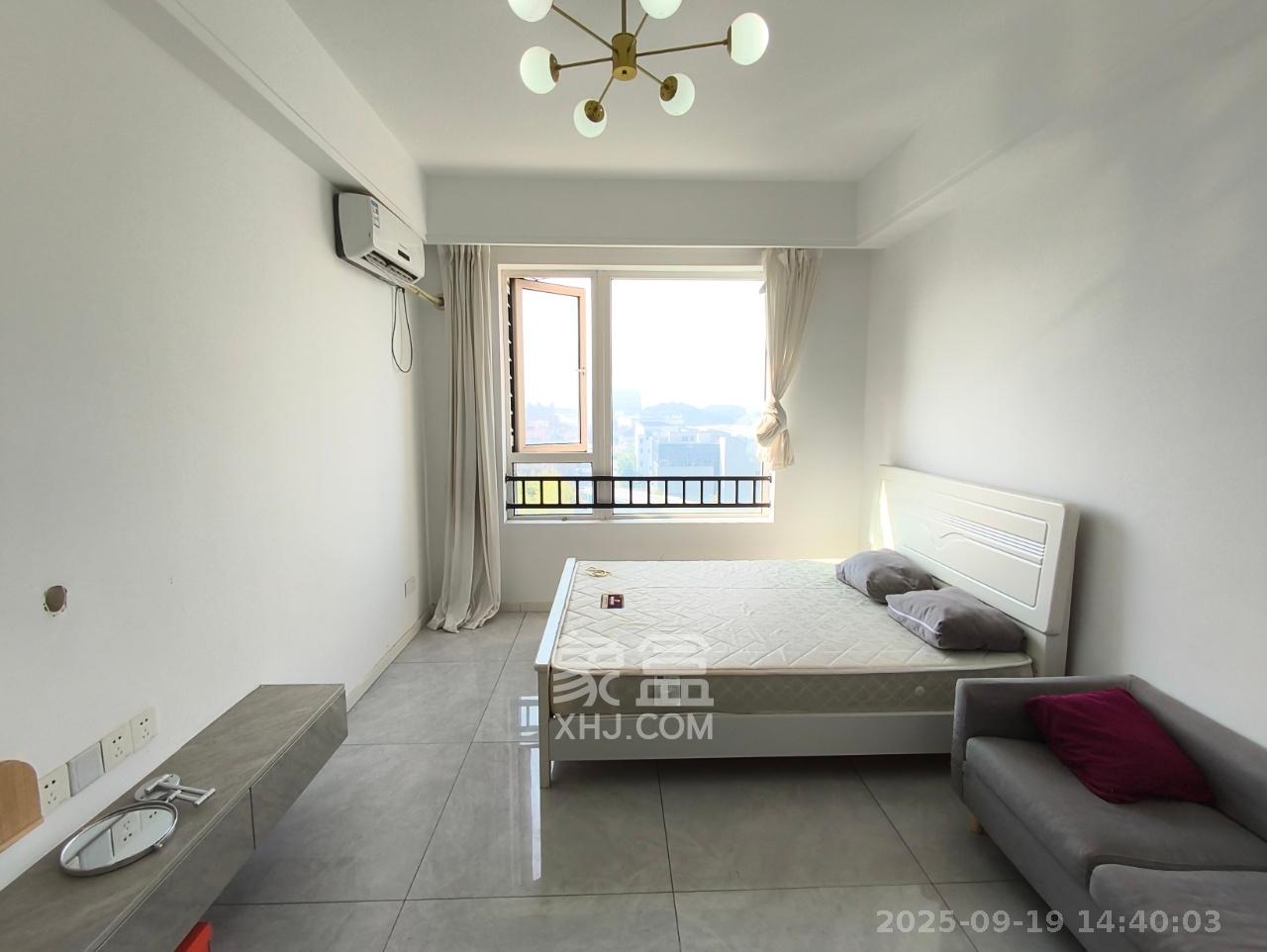 保利香槟国际 1室1厅1卫 1000.0元/月 保利香槟国际 1室1厅1卫 1000.0元/月室内图