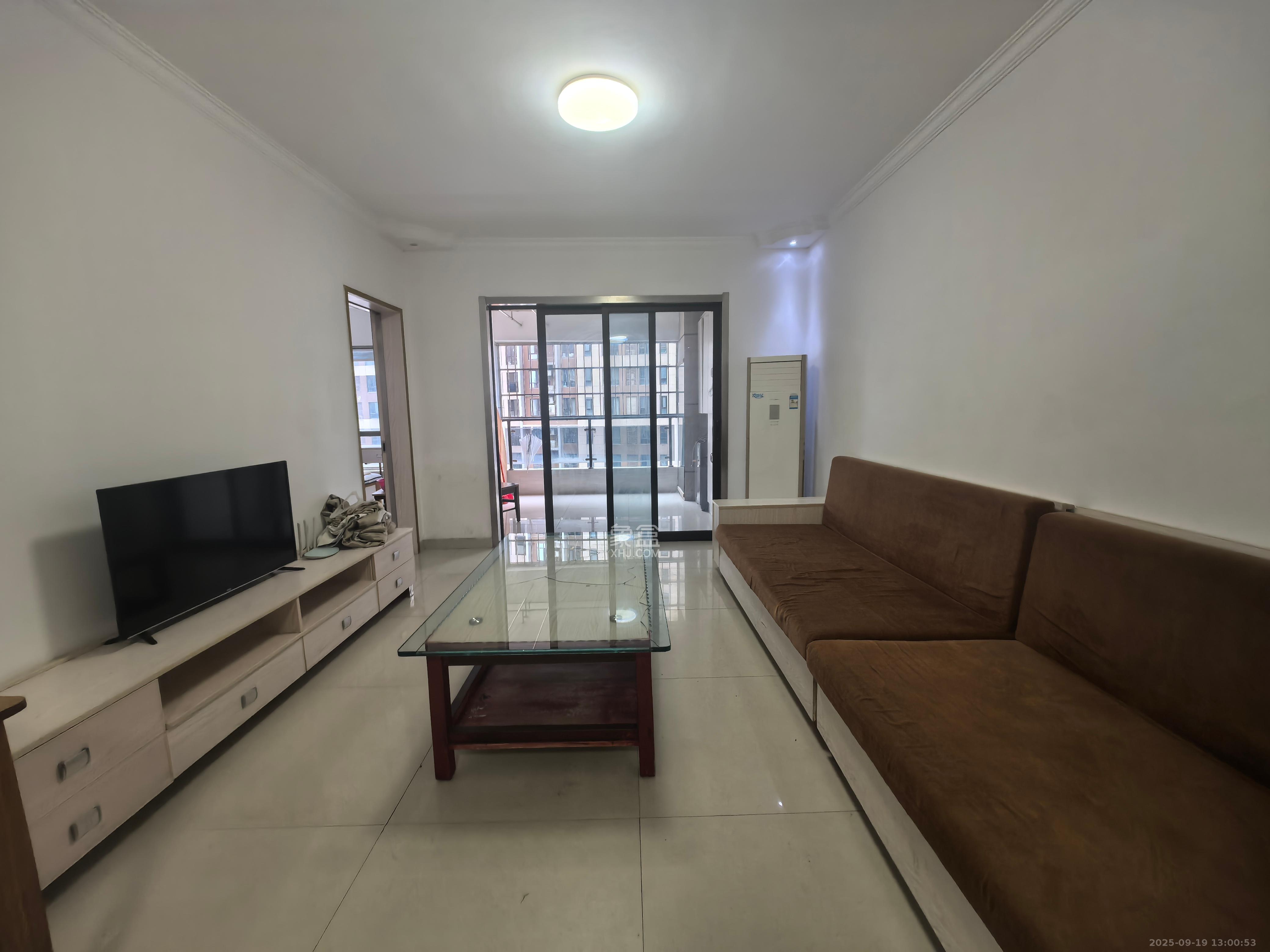 达美D6区 3室2厅1卫 2400.0元/月 达美D6区 3室2厅1卫 2400.0元/月室内图