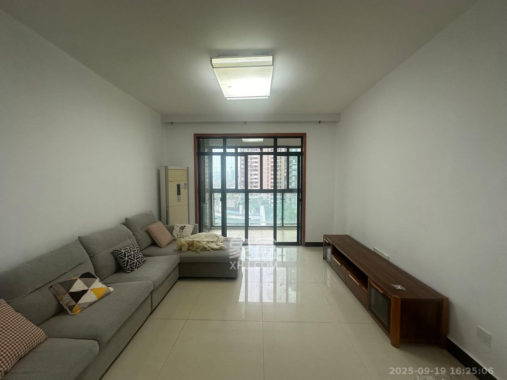 湘江世纪城达江苑  3室2厅1卫    2000.0元/月室内图