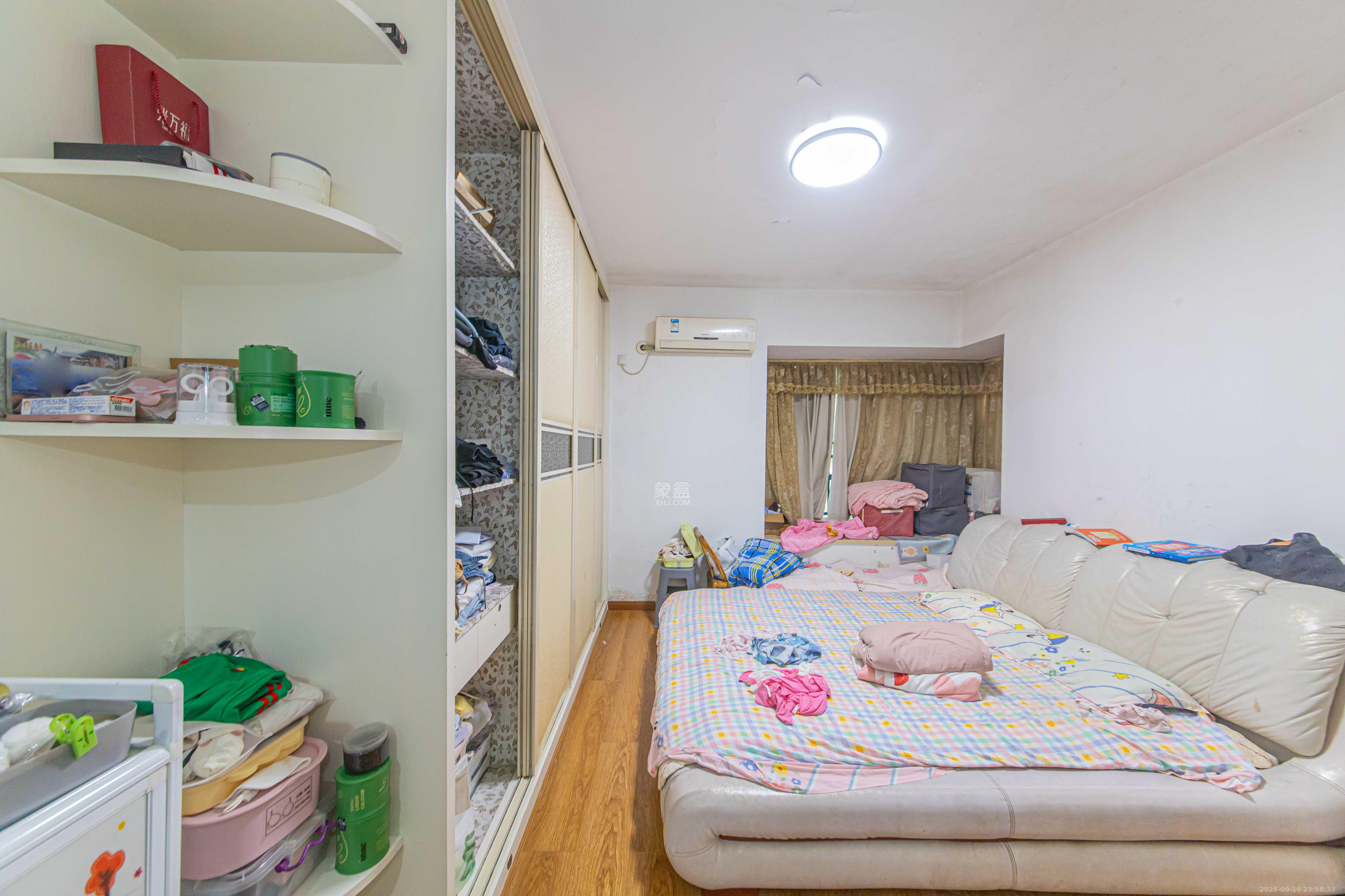 华电湘苑  3室2厅2卫    125.0万卧室