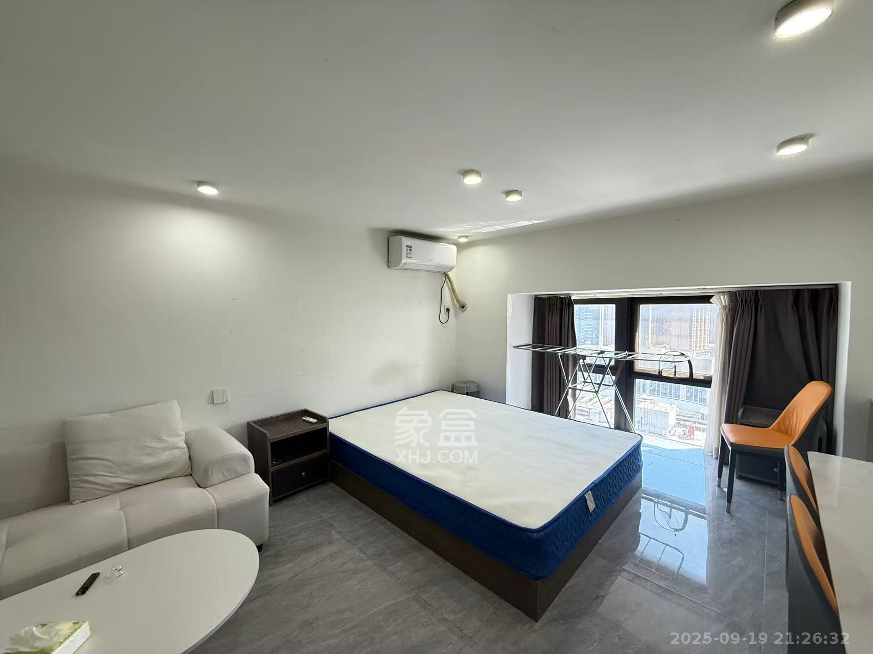 龙湖新壹城 1室1厅1卫 1300.0元/月 龙湖新壹城 1室1厅1卫 1300.0元/月室内图