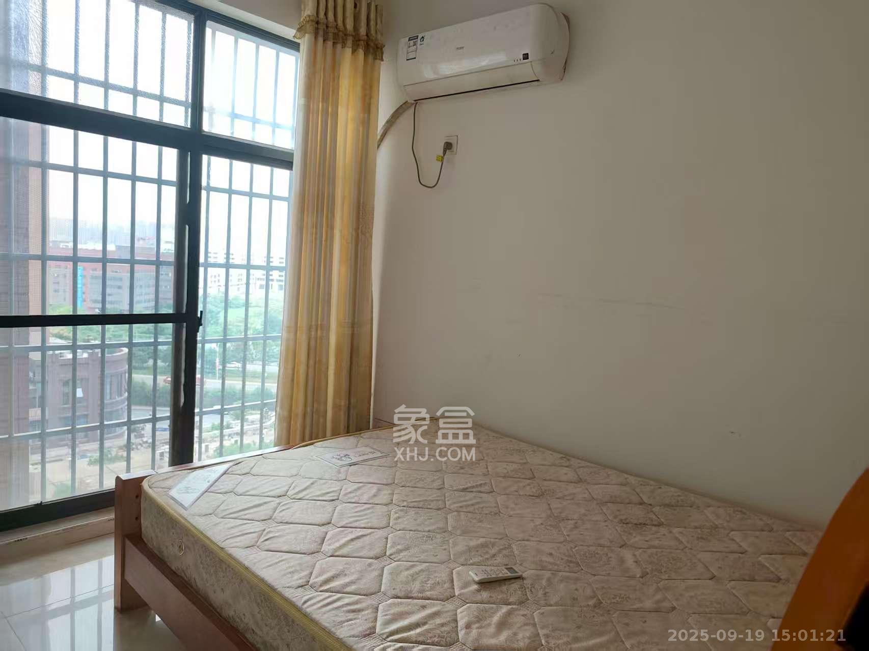 领东汇 4室2厅2卫 2400.0元/月 领东汇 4室2厅2卫 2400.0元/月室内图