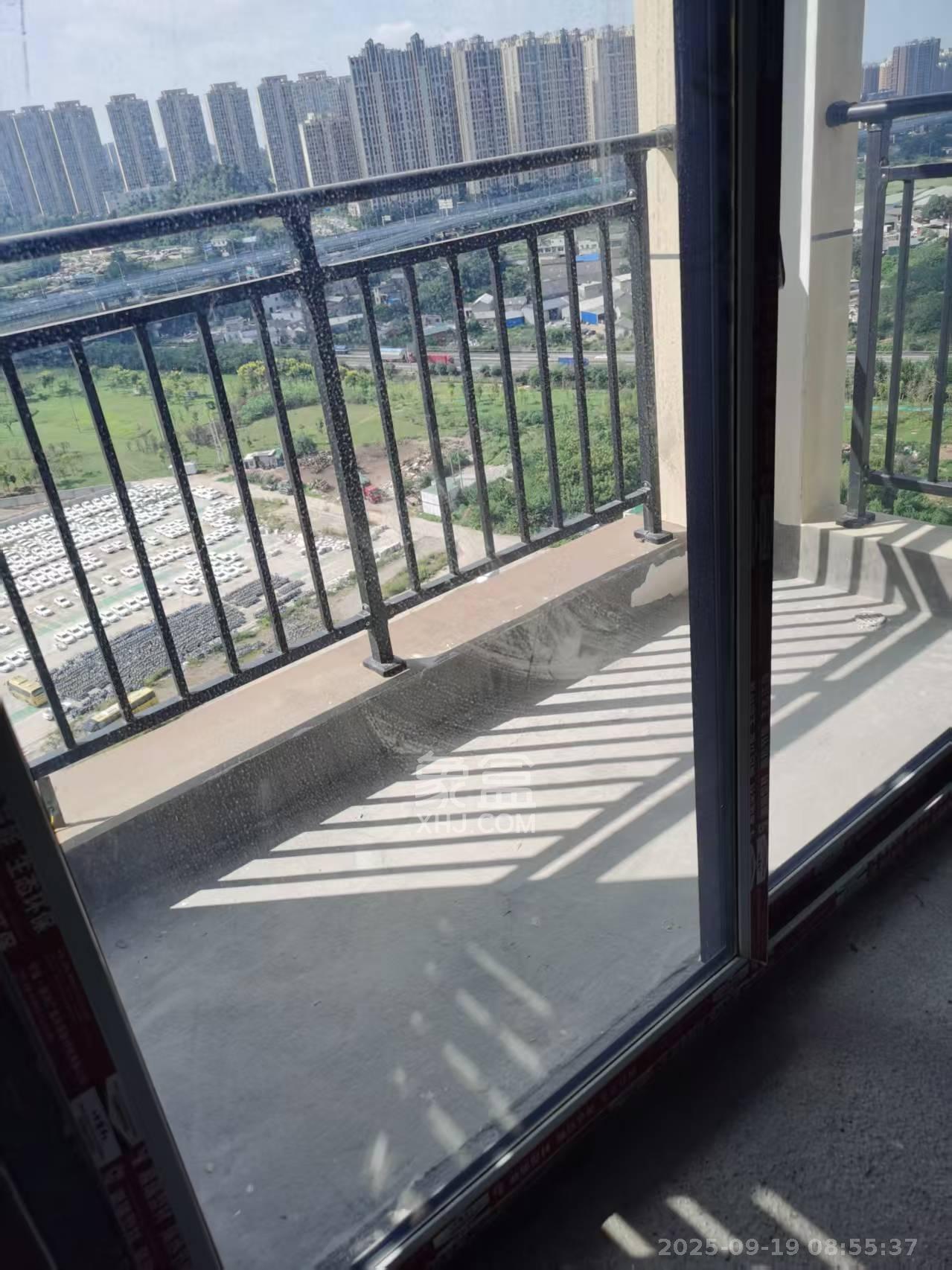 新宇东升家园  3室2厅1卫    1000.0元/月室内图