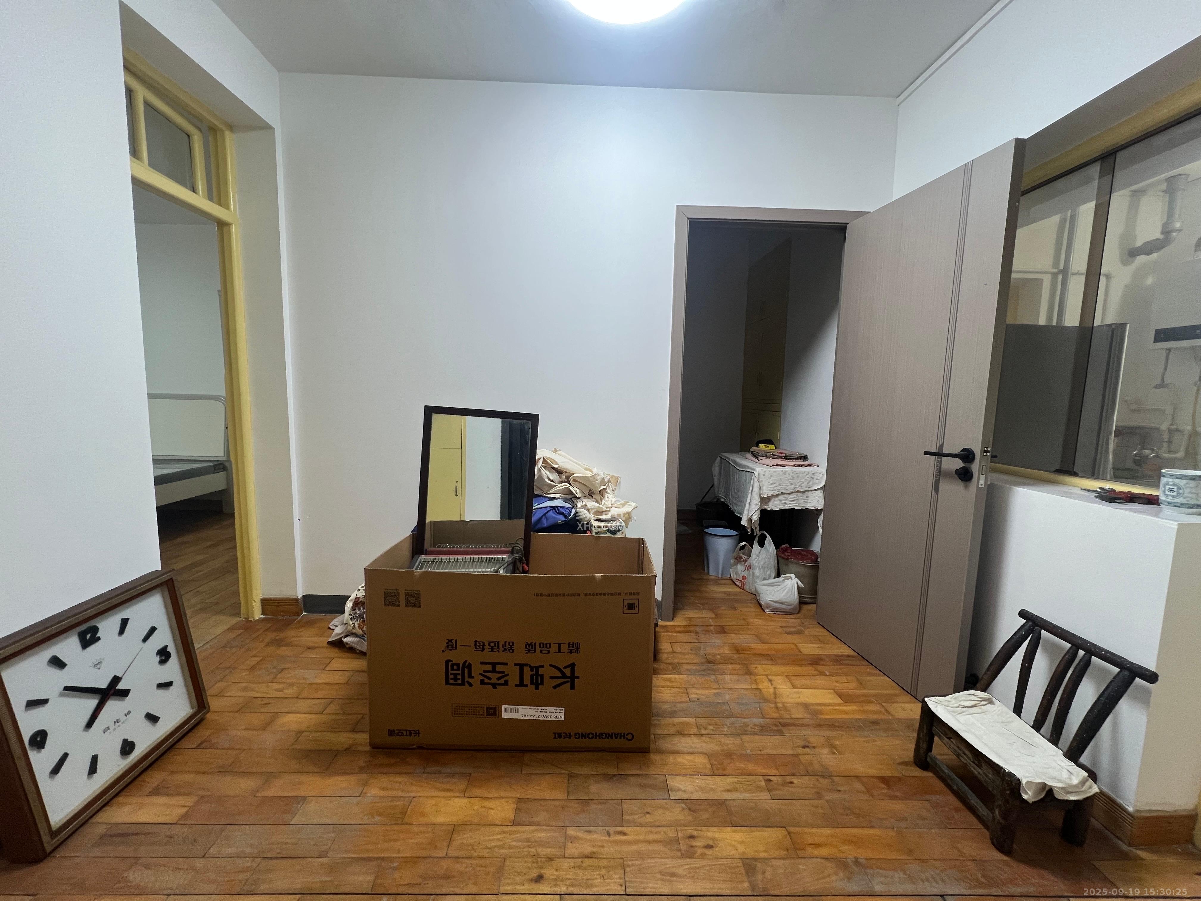 人民新村  2室1厅1卫    1800.0元/月