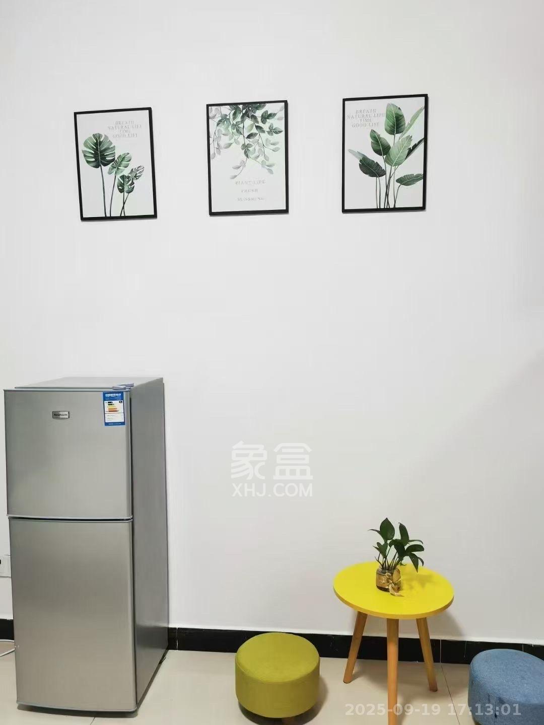 万科魅力之城  1室1厅1卫   1400.00元/月室内图