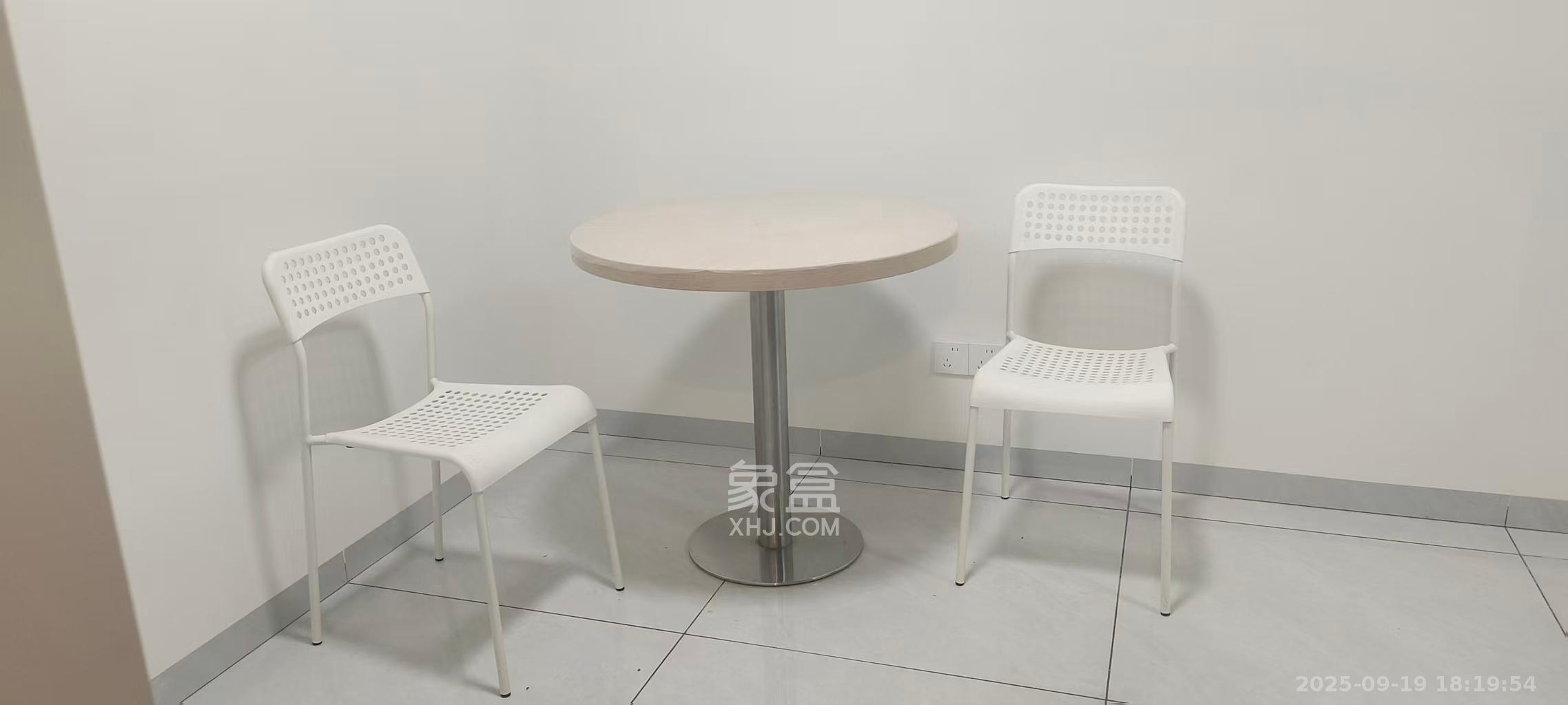 南湖路水工机械厂宿舍  1室2厅1卫    1600.0元/月室内图