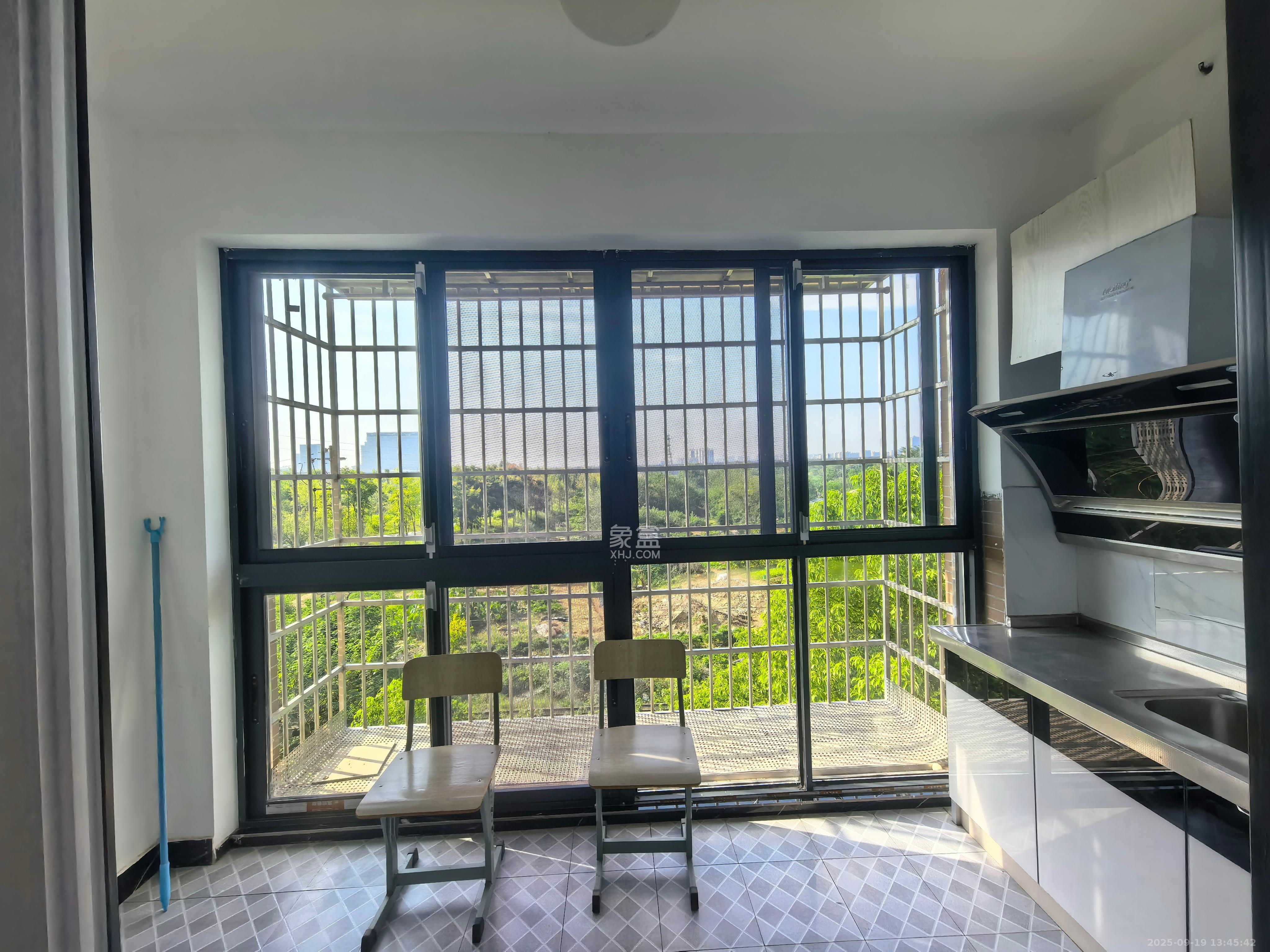 星城新宇川河苑 1室1厅1卫 1050.0元/月 星城新宇川河苑 1室1厅1卫 1050.0元/月室内图