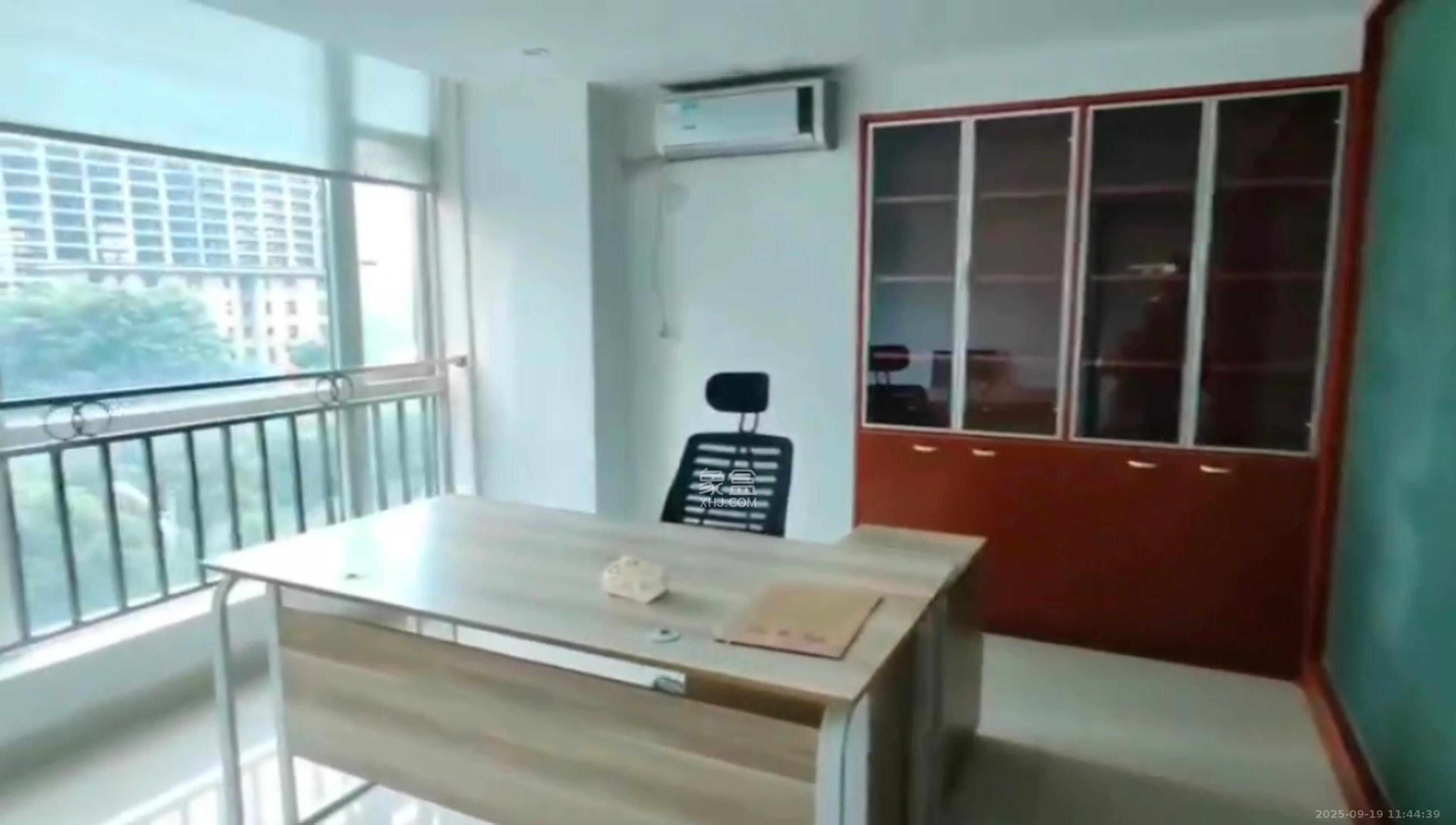 长城华都  1室1厅1卫    3000.0元/月室内图