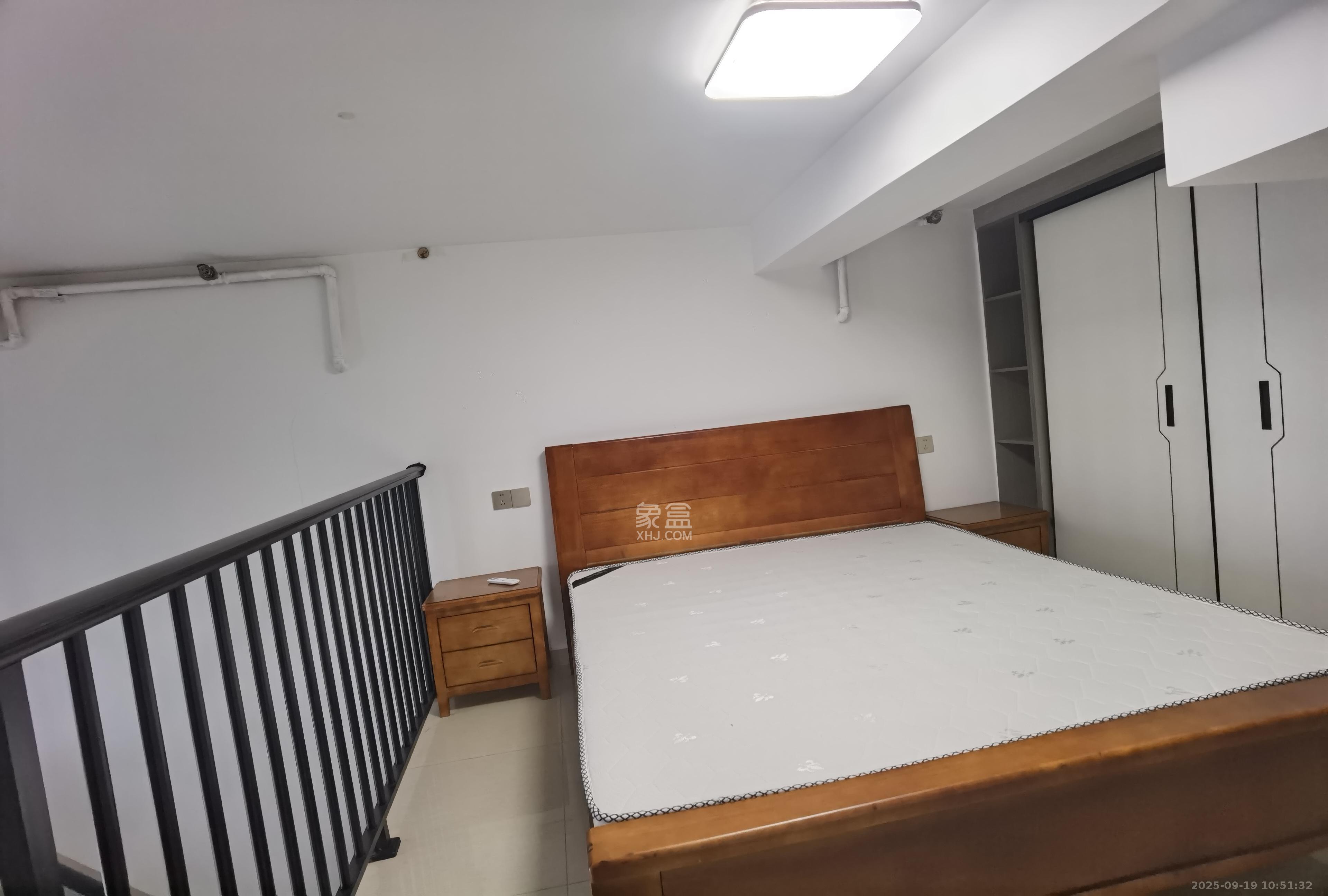 才子城  1室1厅1卫   1500.00元/月室内图