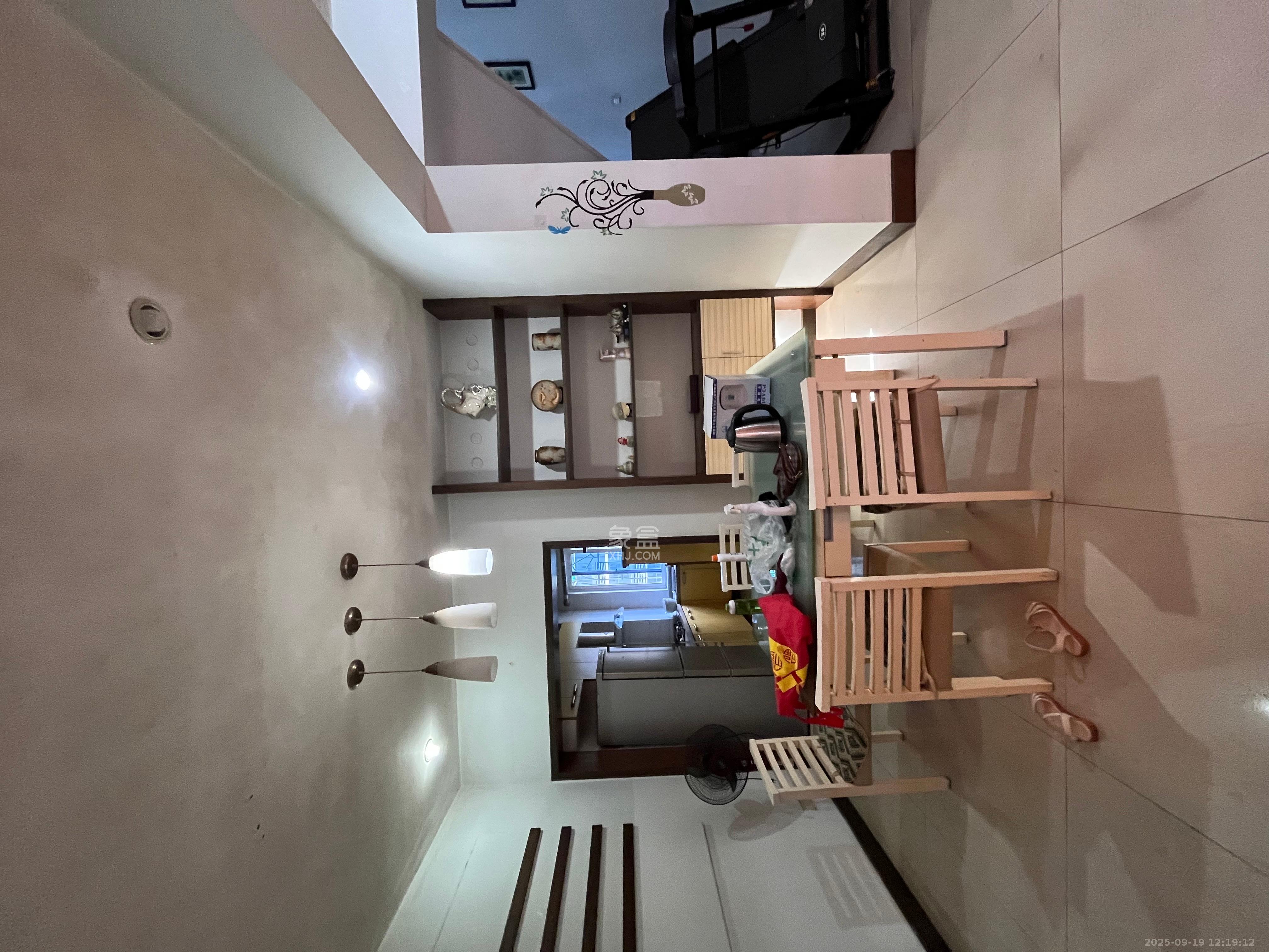 森宇佳园 4室2厅1卫 2400.0元/月 森宇佳园 4室2厅1卫 2400.0元/月室内图