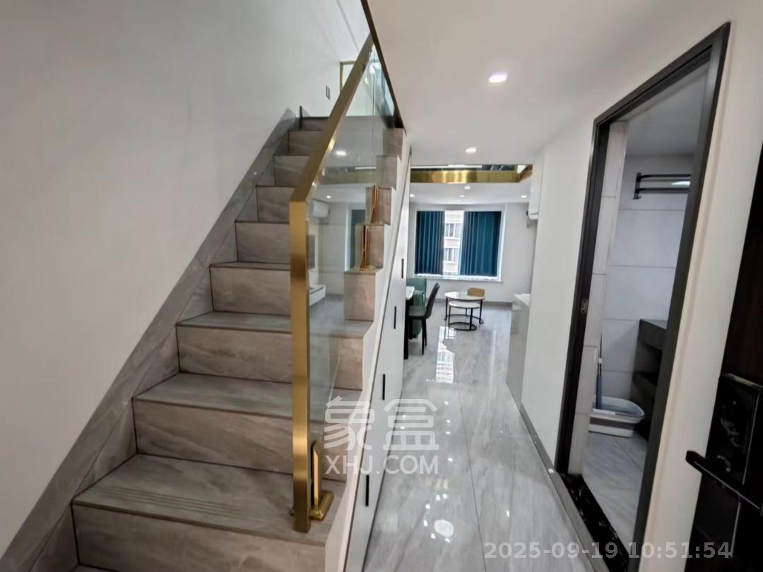 佳兆业云顶都汇 2室1厅1卫 2000.0元/月 佳兆业云顶都汇 2室1厅1卫 2000.0元/月室内图