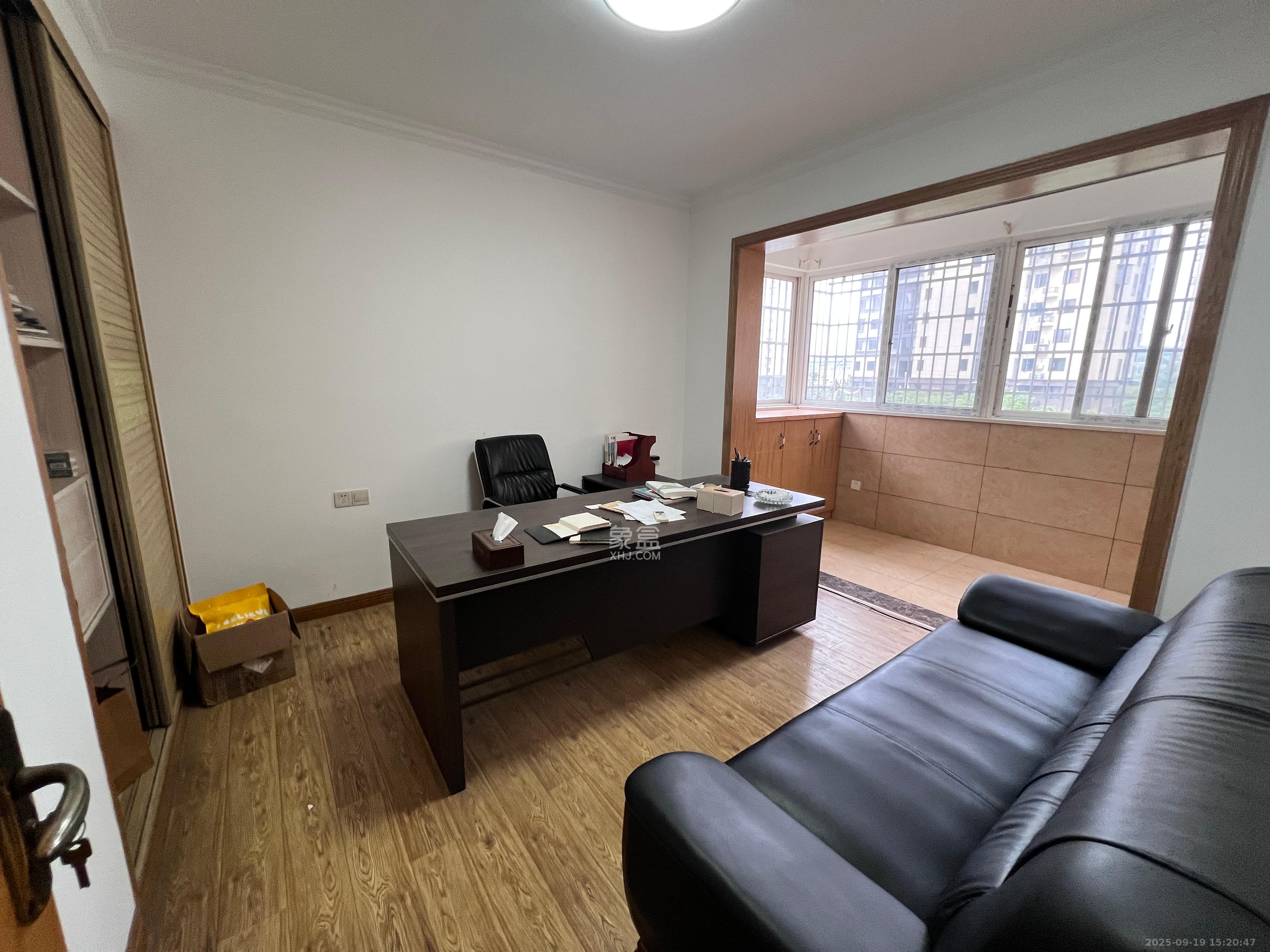 星城新宇黎雅苑 2室1厅1卫 1700.0元/月 星城新宇黎雅苑 2室1厅1卫 1700.0元/月室内图