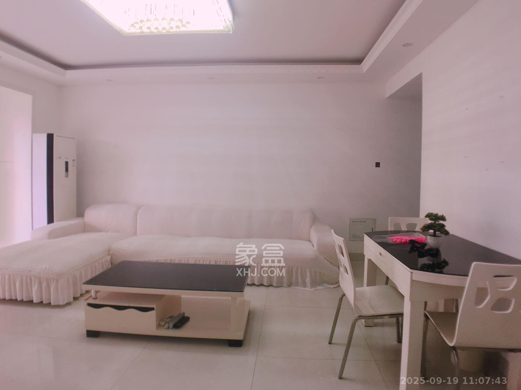 才子佳郡  3室2厅1卫    1900.0元/月室内图