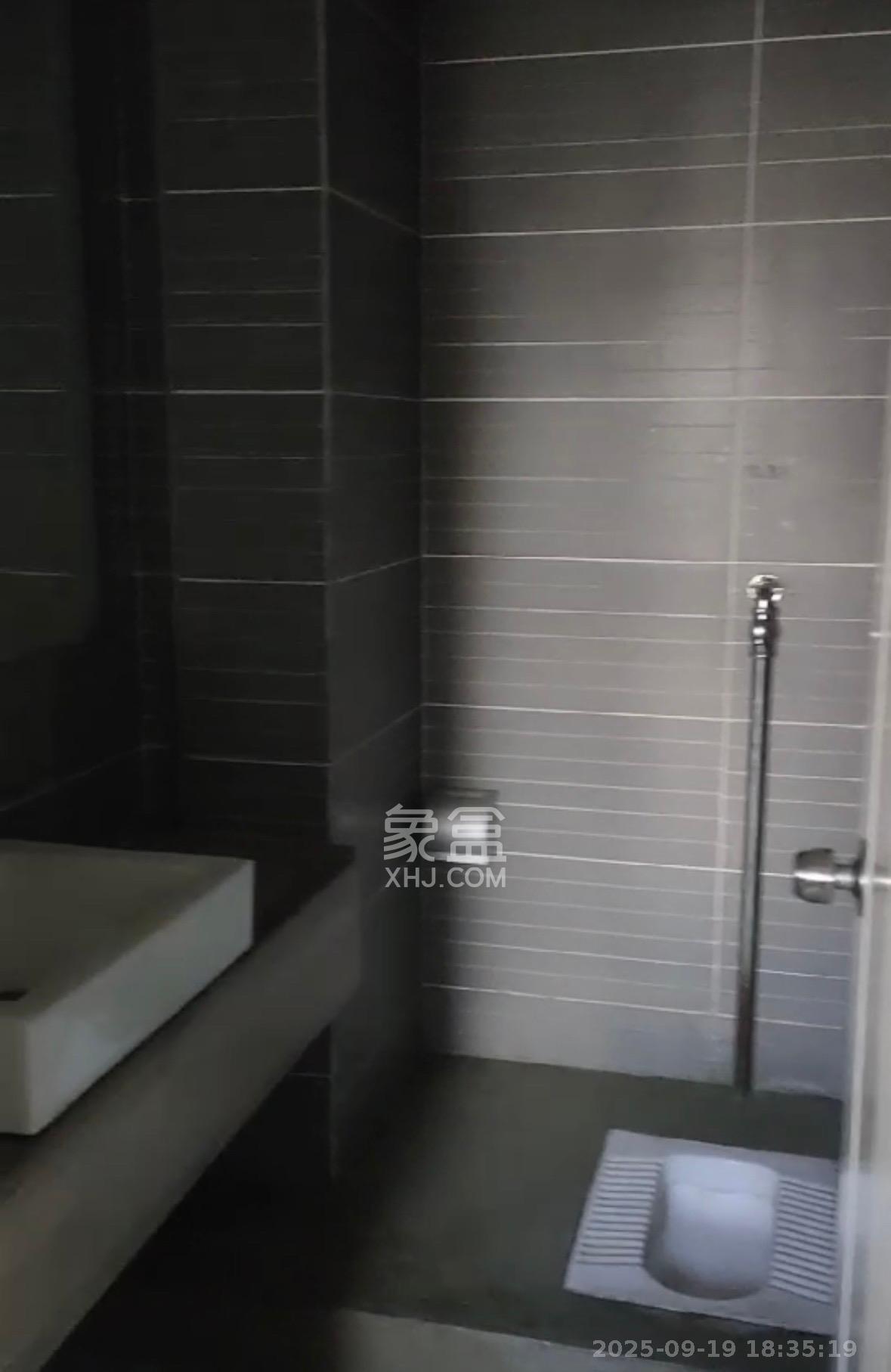 雅阁国际  1室0厅0卫    3000.0元/月室内图