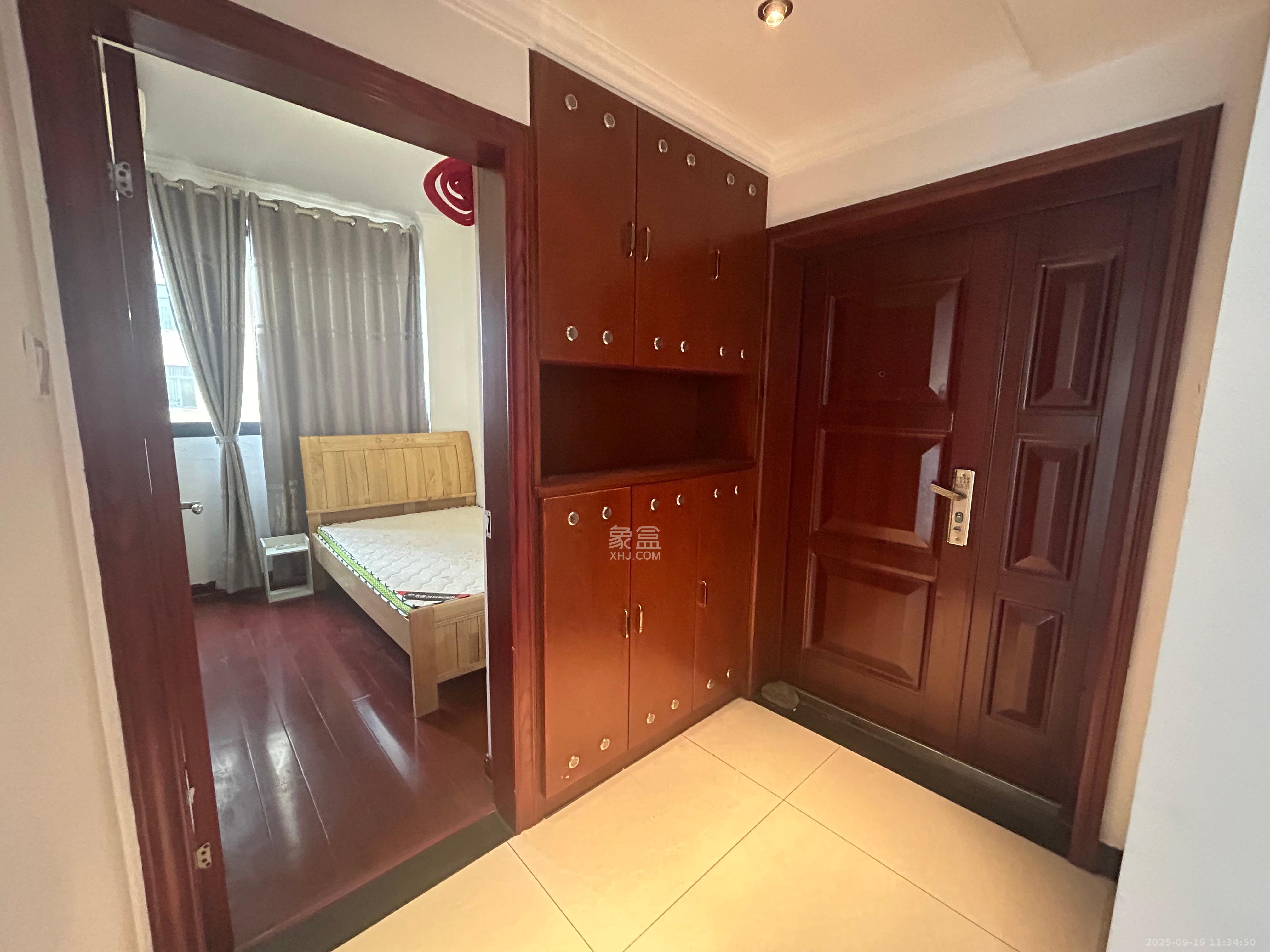 兴威帕克水岸 3室2厅1卫 2000.0元/月 兴威帕克水岸 3室2厅1卫 2000.0元/月室内图