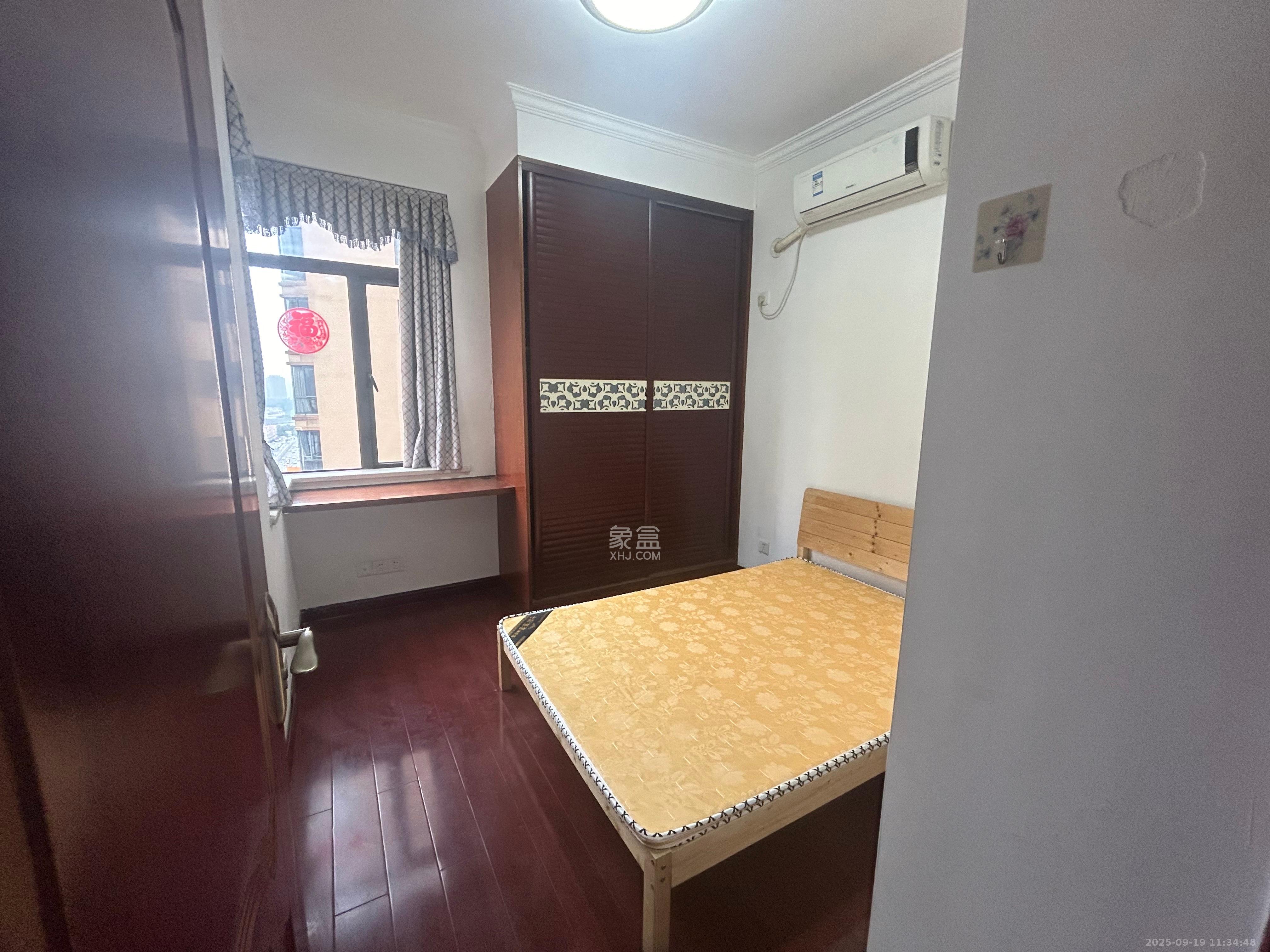 兴威帕克水岸 3室2厅1卫 2000.0元/月 兴威帕克水岸 3室2厅1卫 2000.0元/月室内图