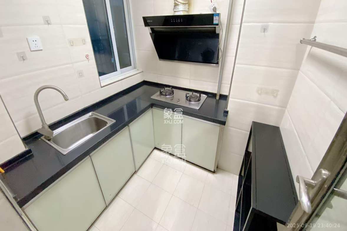 福嘉园 2室2厅1卫 2000.0元/月 福嘉园 2室2厅1卫 2000.0元/月室内图