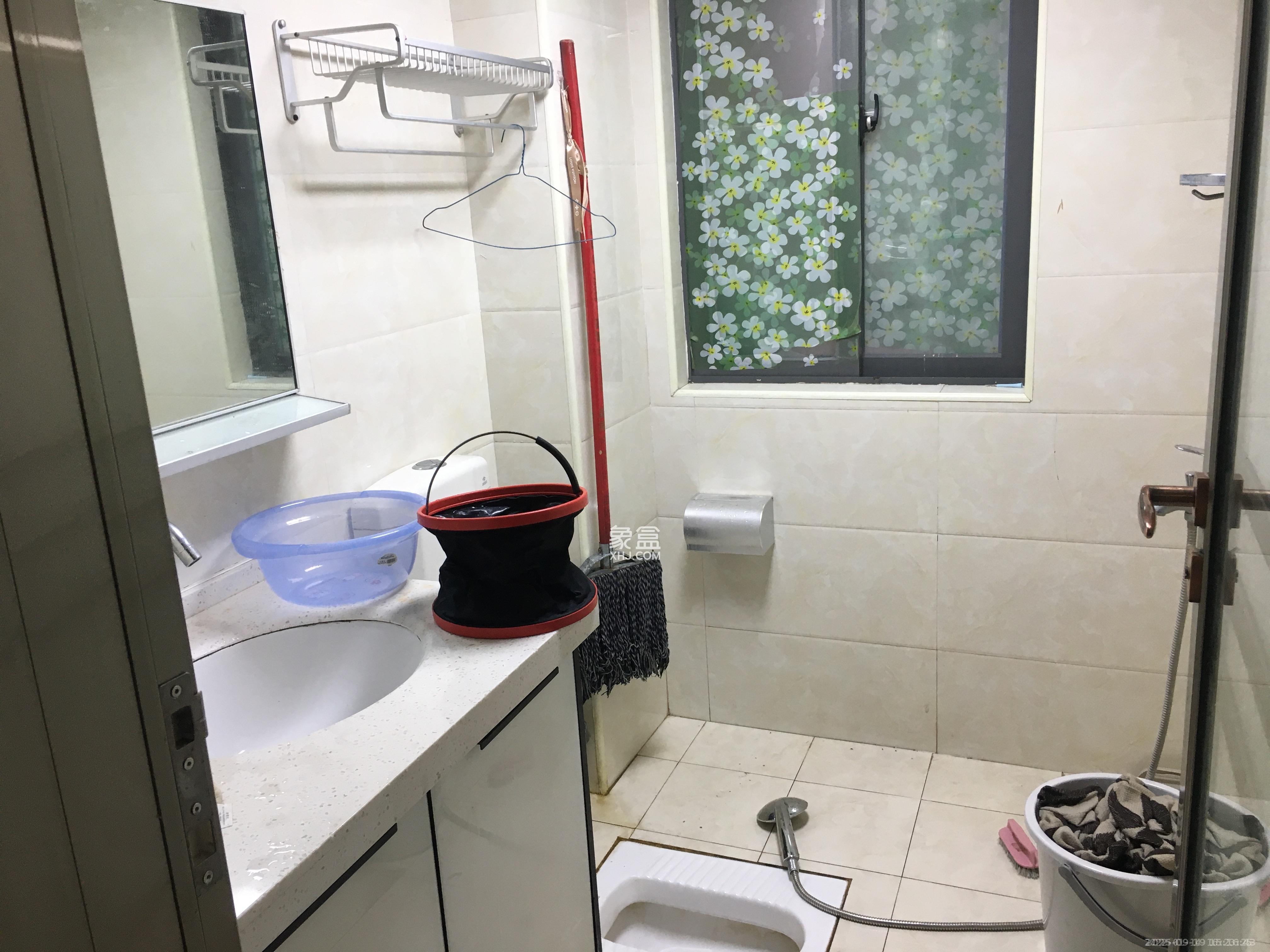 鑫远御文台一期  3室2厅1卫    2500.0元/月室内图