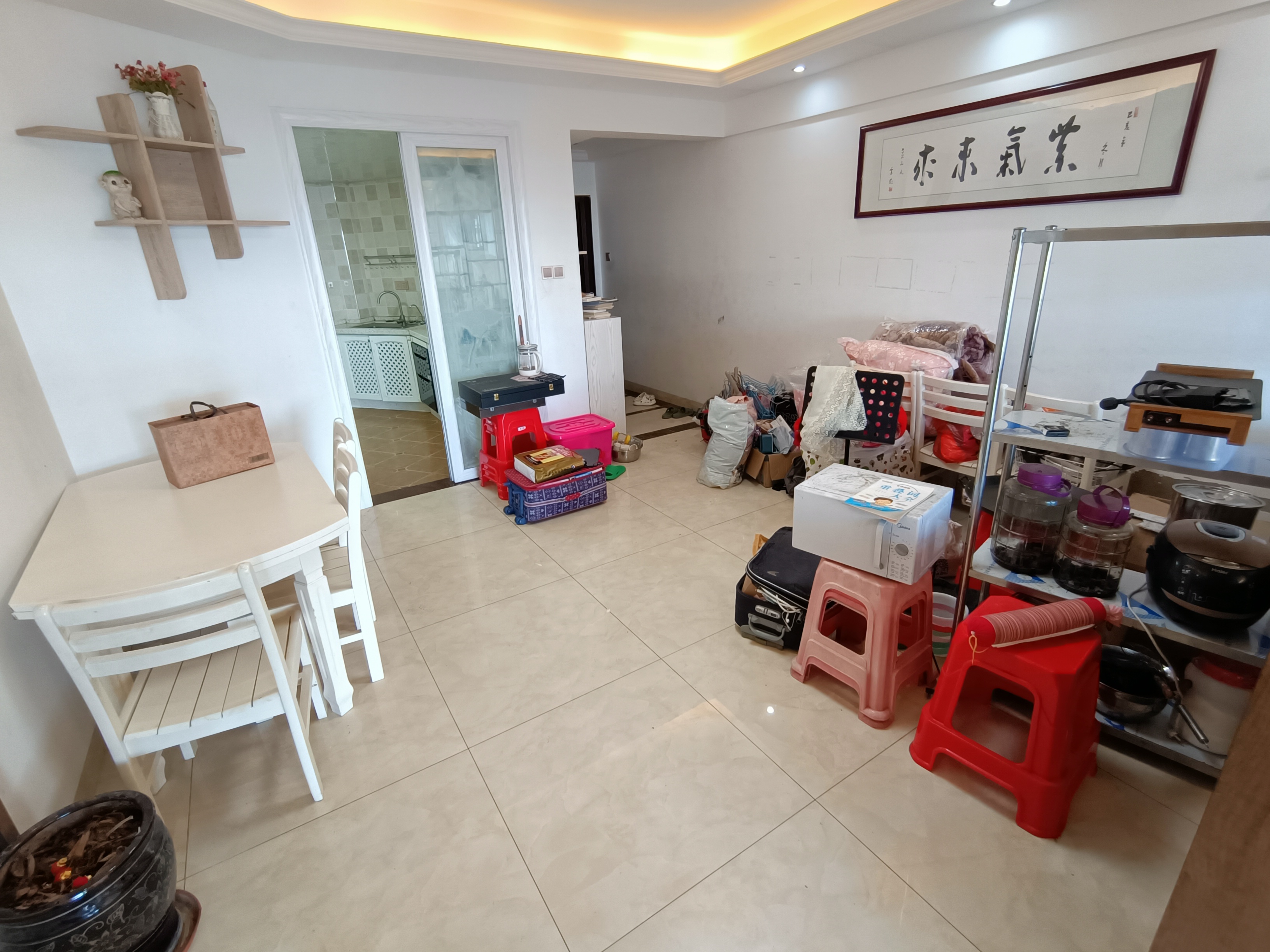 瀛寰名仕苑 3室2厅2卫 3500.0元/月 瀛寰名仕苑 3室2厅2卫 3500.0元/月室内图