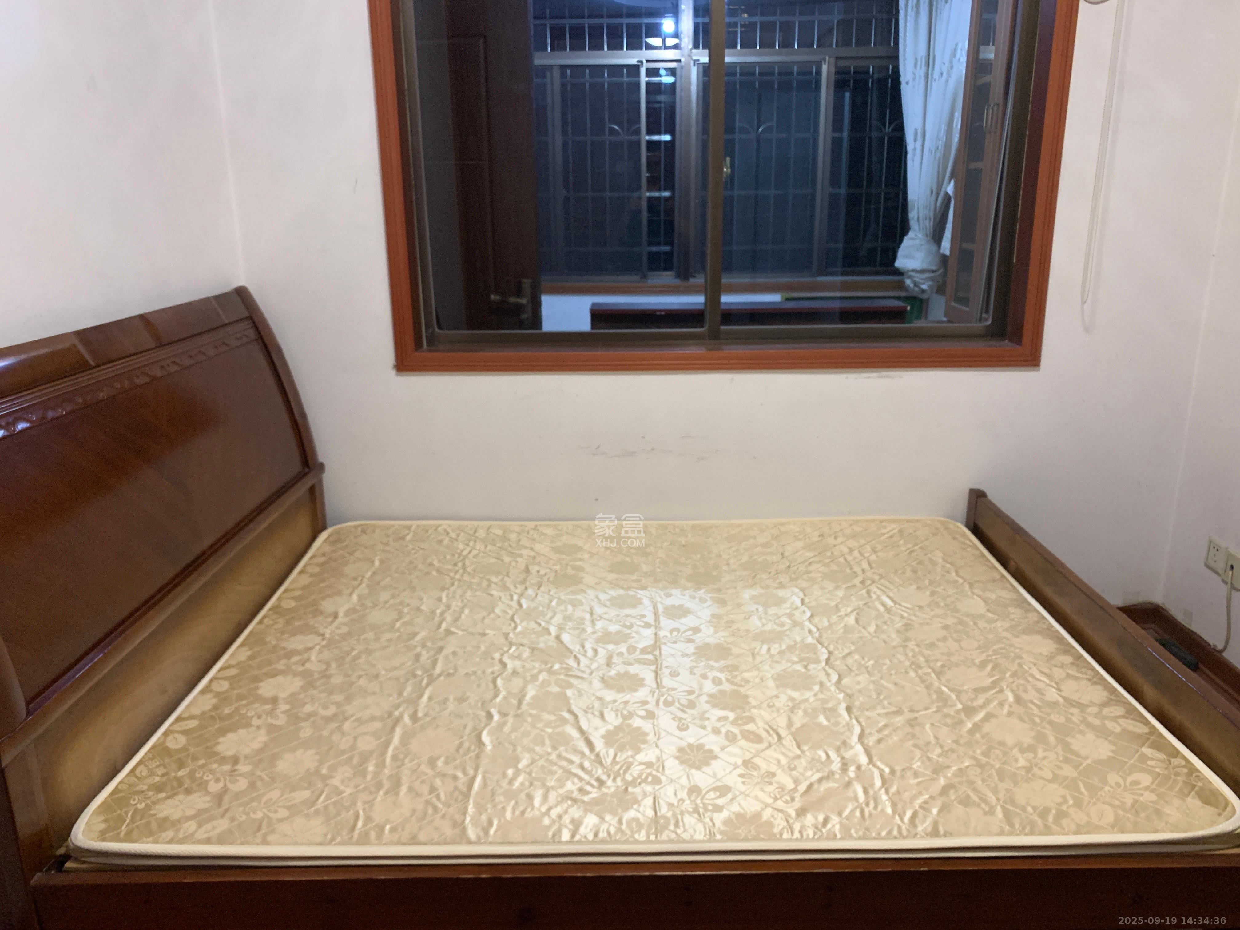 长沙县农业局宿舍 3室2厅2卫 1600.0元/月 长沙县农业局宿舍 3室2厅2卫 1600.0元/月室内图