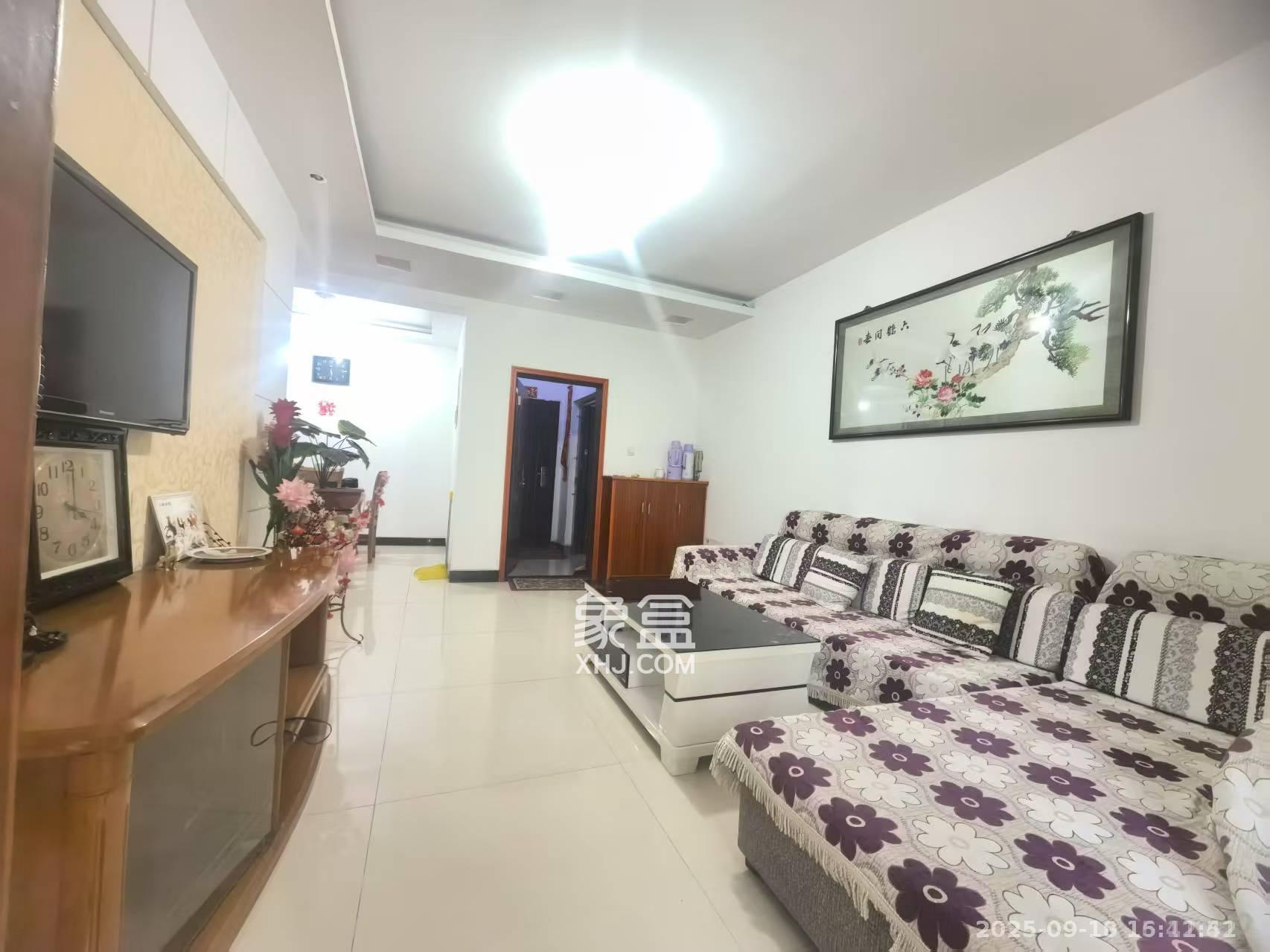 谷山庭院一期 3室2厅1卫 1800.0元/月 谷山庭院一期 3室2厅1卫 1800.0元/月室内图