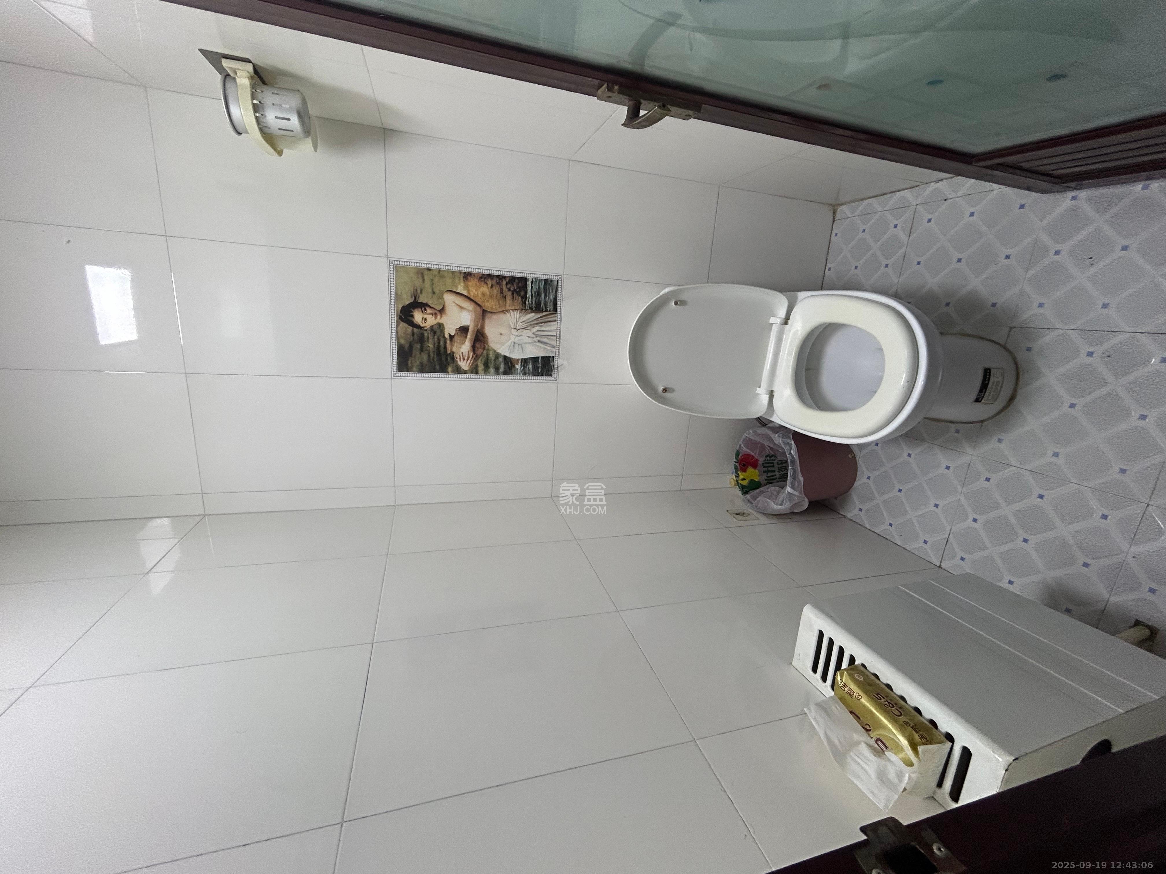 怡海星城 3室2厅1卫 1800.0元/月 怡海星城 3室2厅1卫 1800.0元/月室内图