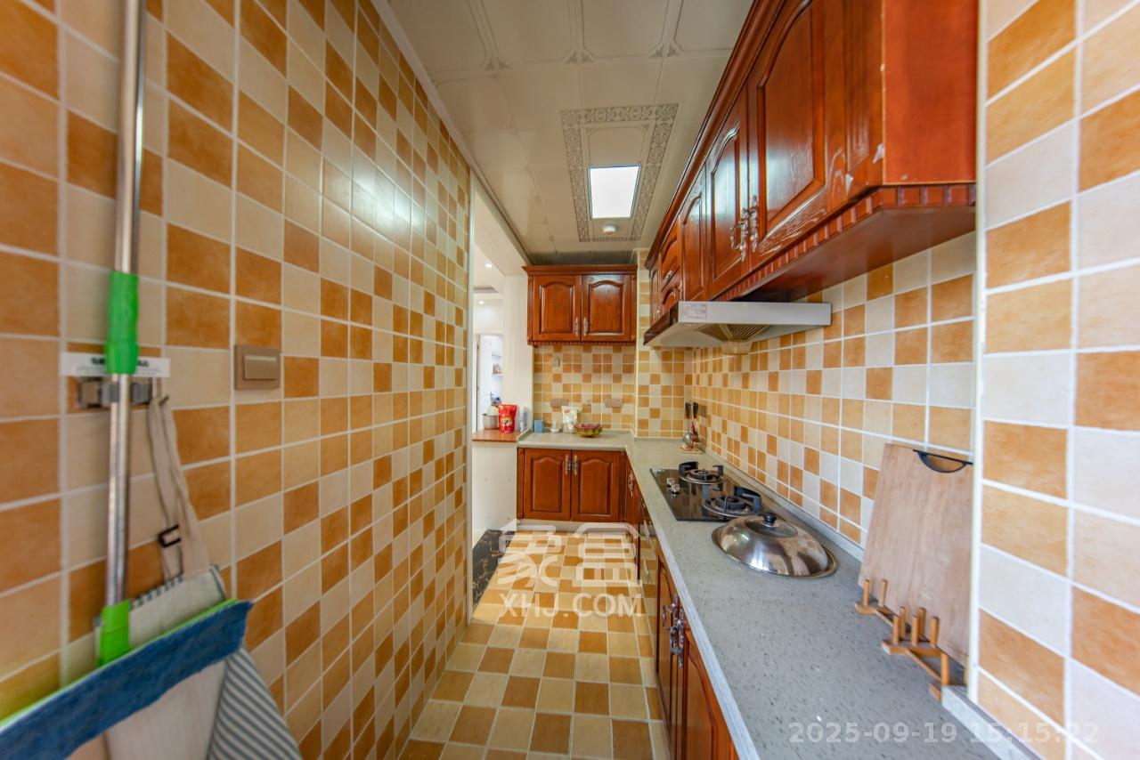 华润橡树湾  3室2厅2卫    2600.0元/月室内图