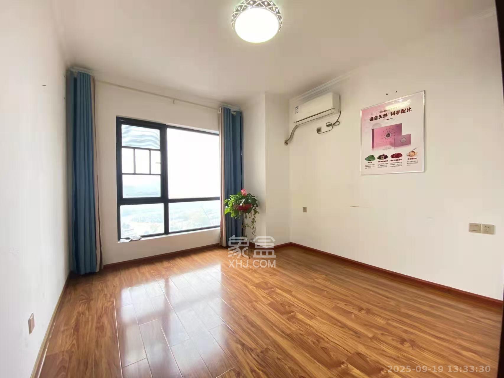 达美D6区 4室2厅2卫 4500.0元/月 达美D6区 4室2厅2卫 4500.0元/月室内图