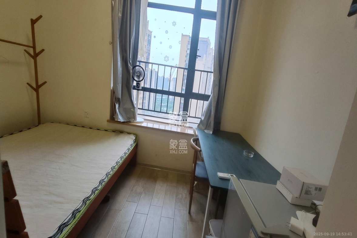 兰亭湾畔 1室1厅1卫 800.0元/月 兰亭湾畔 1室1厅1卫 800.0元/月室内图