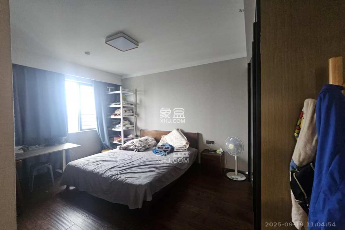 旭辉都会山 4室2厅3卫 10000.0元/月 旭辉都会山 4室2厅3卫 10000.0元/月户型图