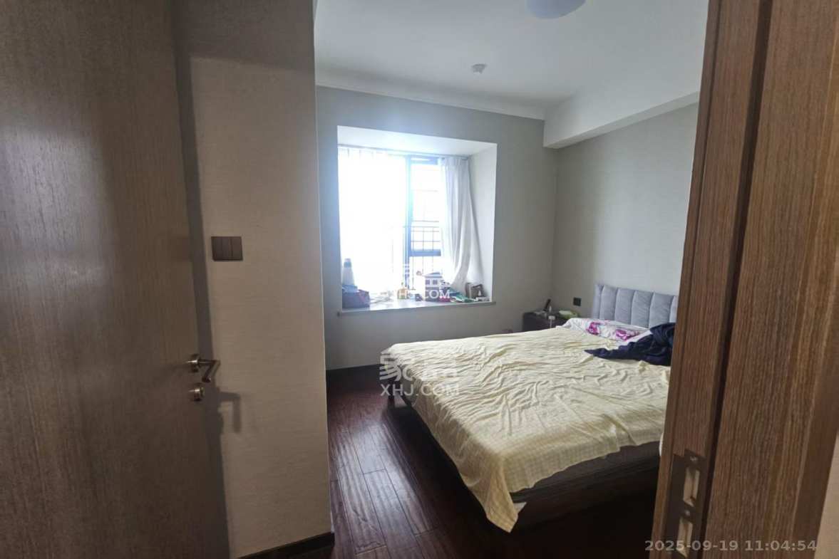 旭辉都会山 4室2厅3卫 10000.0元/月 旭辉都会山 4室2厅3卫 10000.0元/月户型图