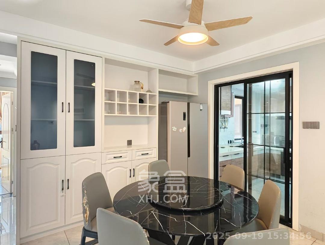 鑫远悦城(鑫远悦时代) 3室2厅1卫 3000.0元/月 鑫远悦城(鑫远悦时代) 3室2厅1卫 3000.0元/月室内图