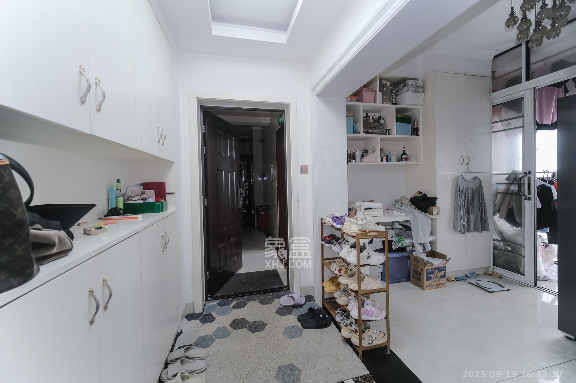 山水湾  3室2厅2卫    68.8万其他