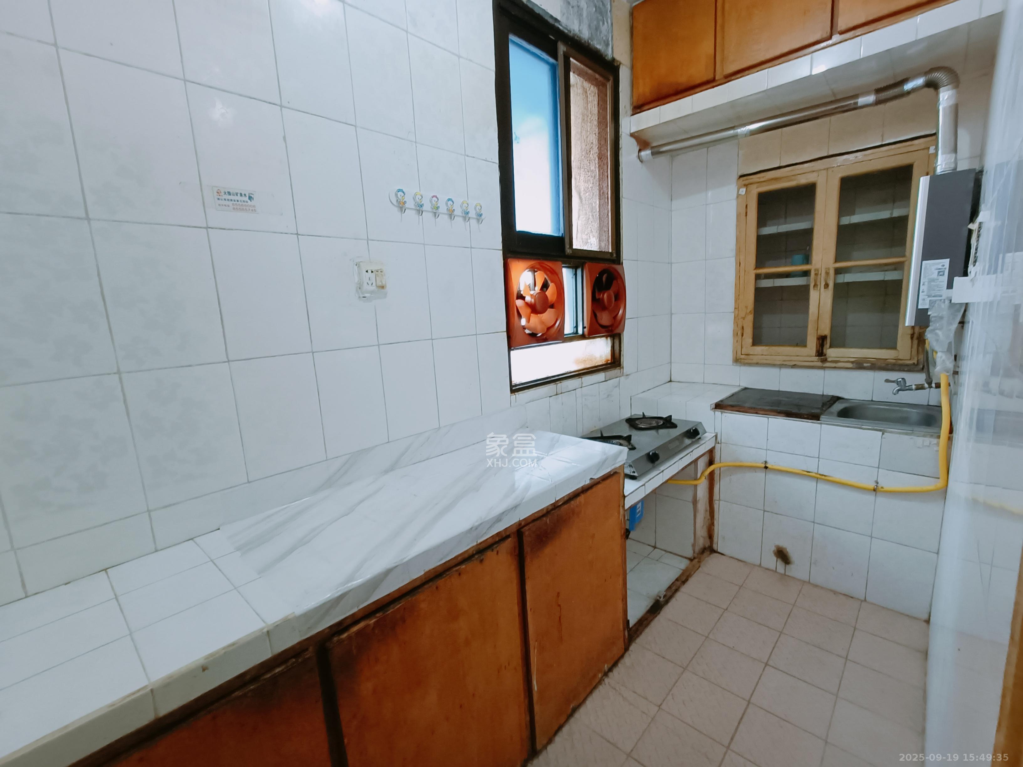 左家塘印刷厂宿舍(人印宿舍) 2室1厅1卫 1100.0元/月 左家塘印刷厂宿舍(人印宿舍) 2室1厅1卫 1100.0元/月室内图