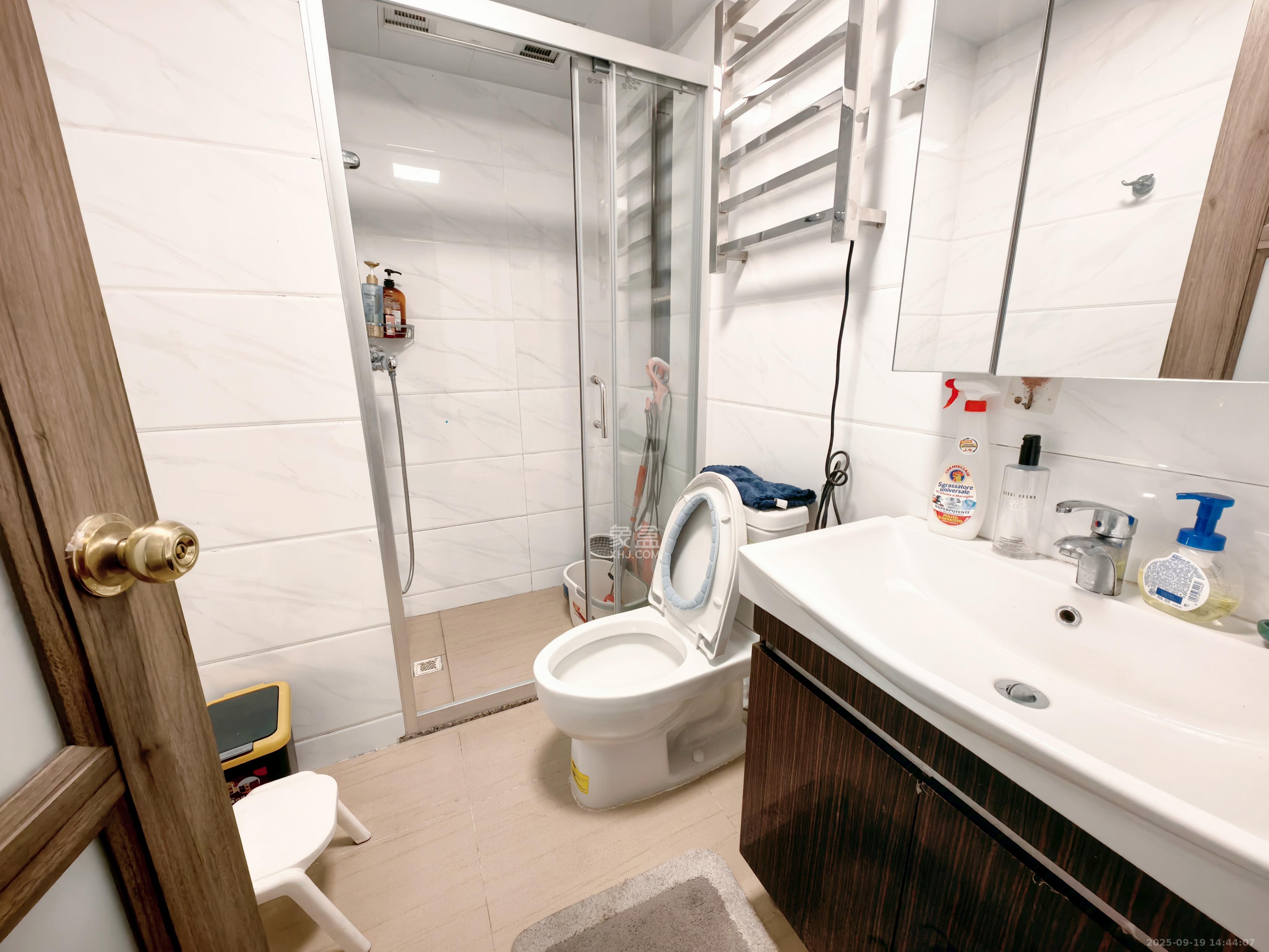 碧桂园中央花园 3室2厅2卫 3500.0元/月 碧桂园中央花园 3室2厅2卫 3500.0元/月室内图