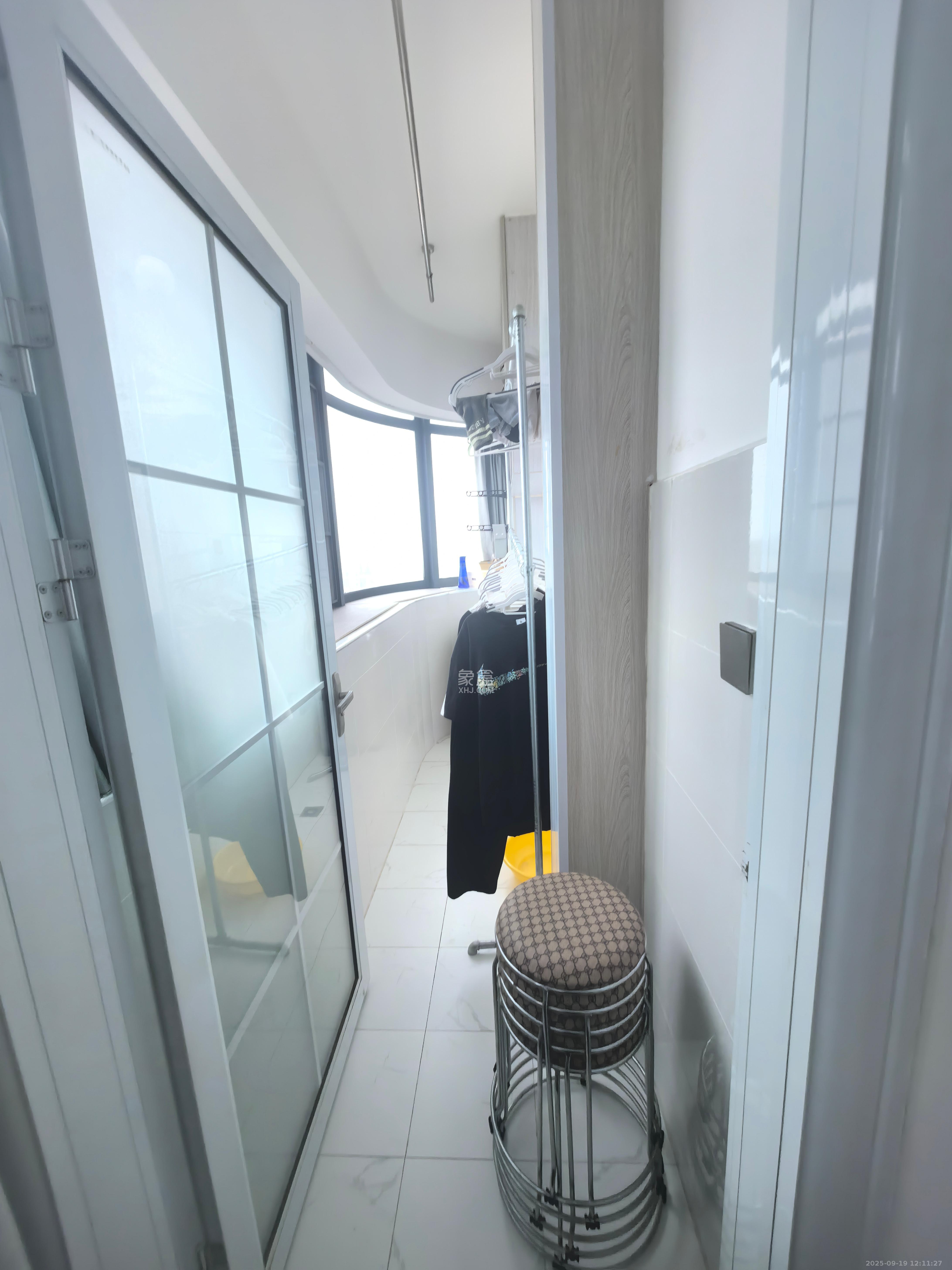 达美美立方  1室1厅1卫    2800.0元/月室内图