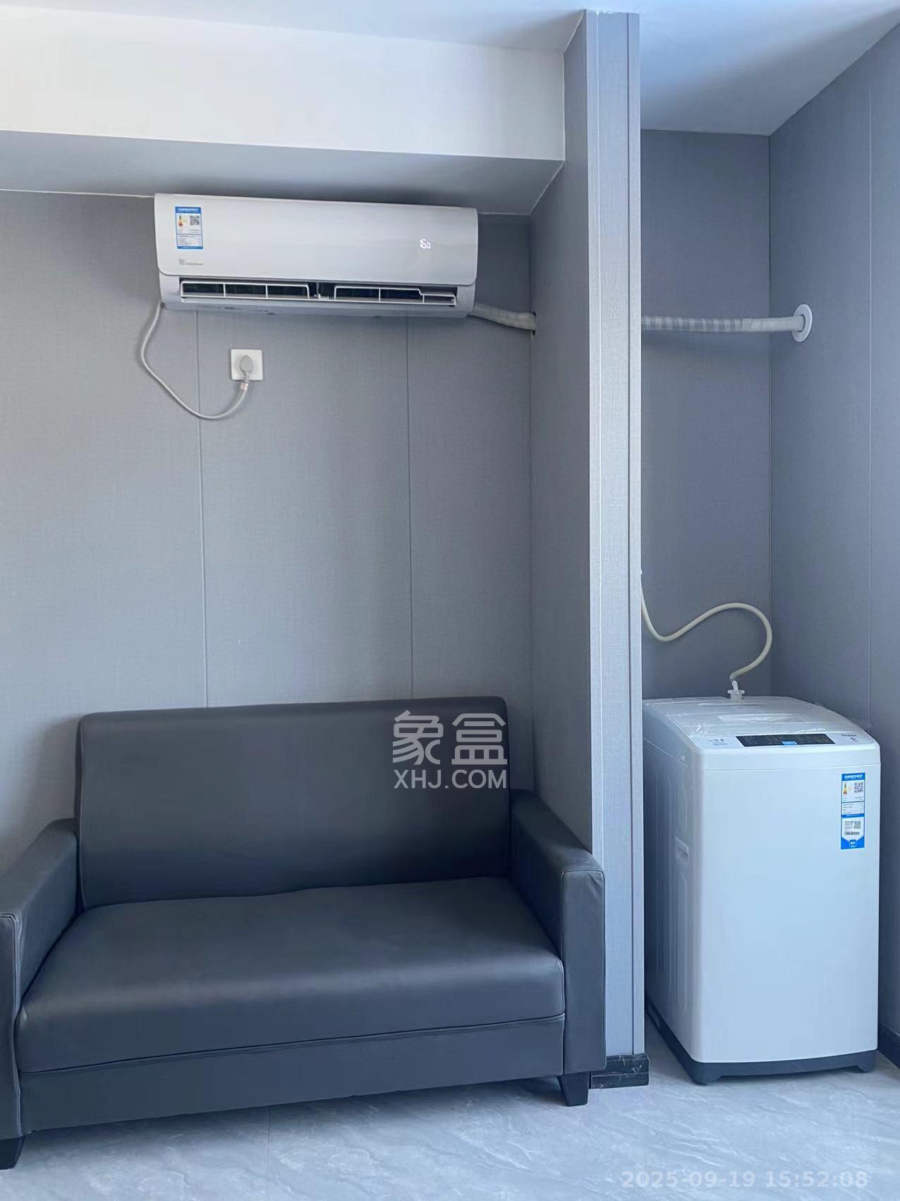 中海珑悦府 1室1厅1卫 1200.0元/月 中海珑悦府 1室1厅1卫 1200.0元/月室内图