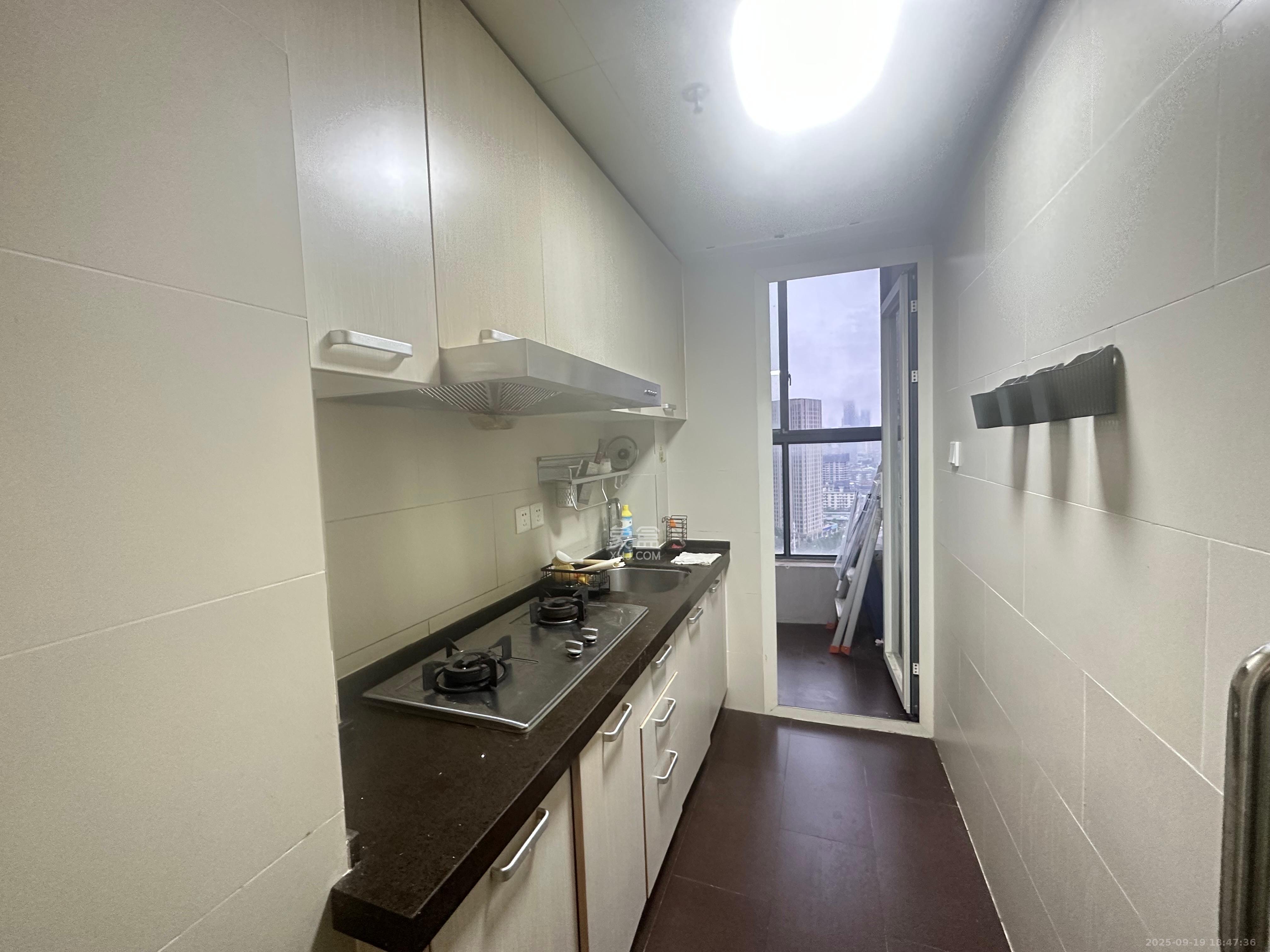 北辰三角洲E5区 1室1厅1卫 2400.0元/月 北辰三角洲E5区 1室1厅1卫 2400.0元/月室内图