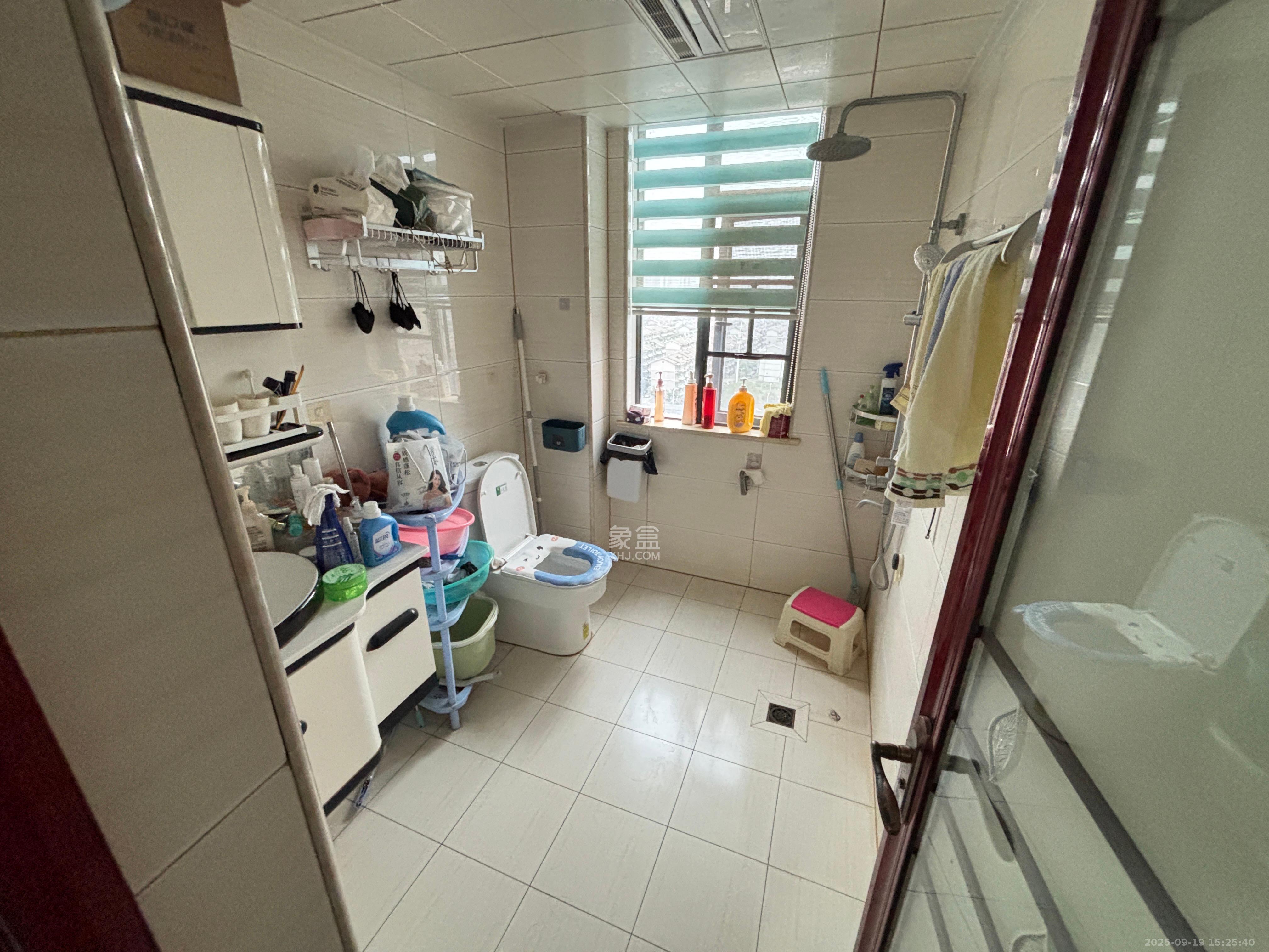 梅溪峰汇(房聚梅溪壹中心) 4室1厅2卫 3100.0元/月 梅溪峰汇(房聚梅溪壹中心) 4室1厅2卫 3100.0元/月室内图